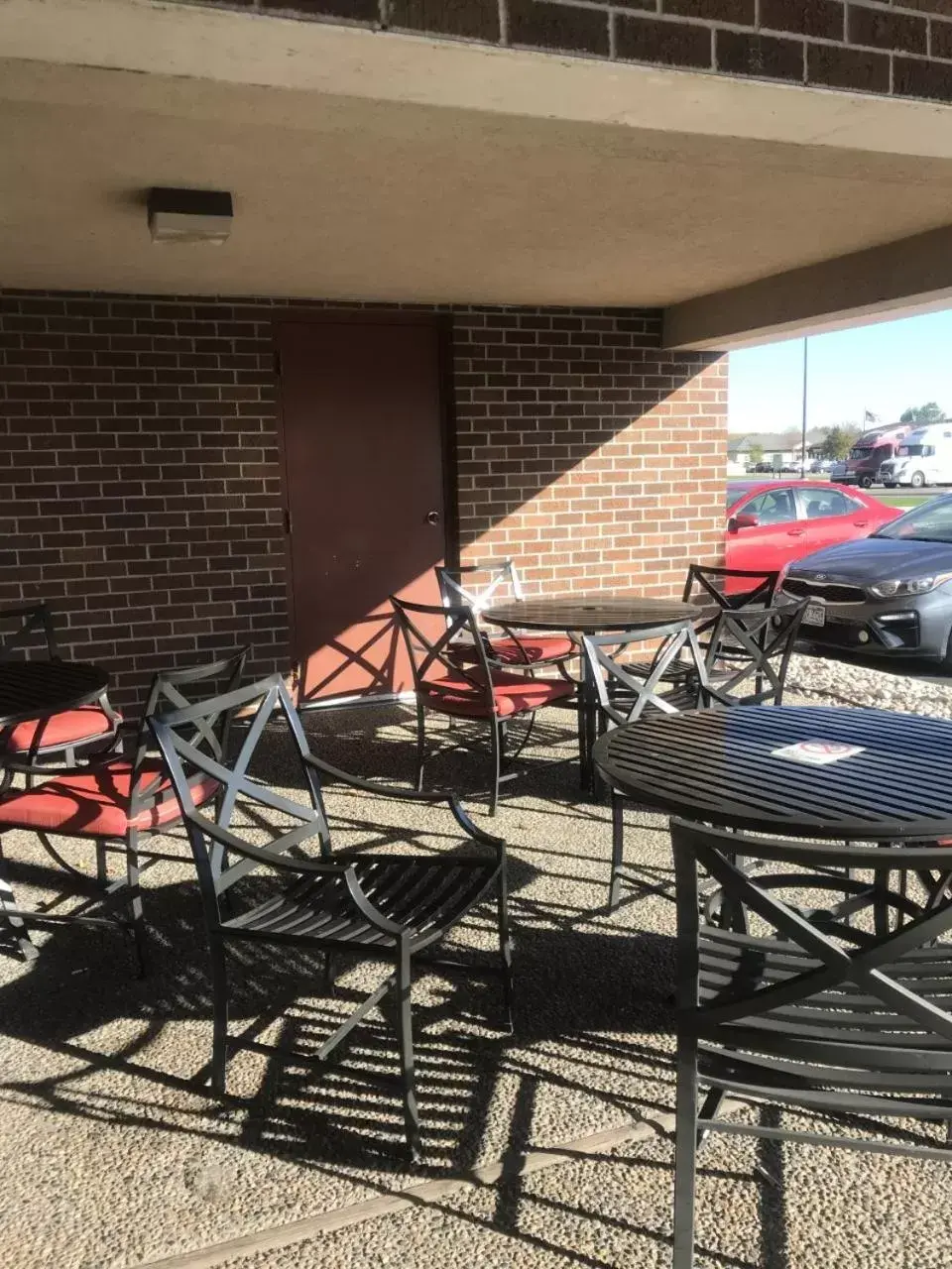 Balcony/Terrace, Restaurant/Places to Eat in Country Inn & Suites by Radisson, Fargo, ND