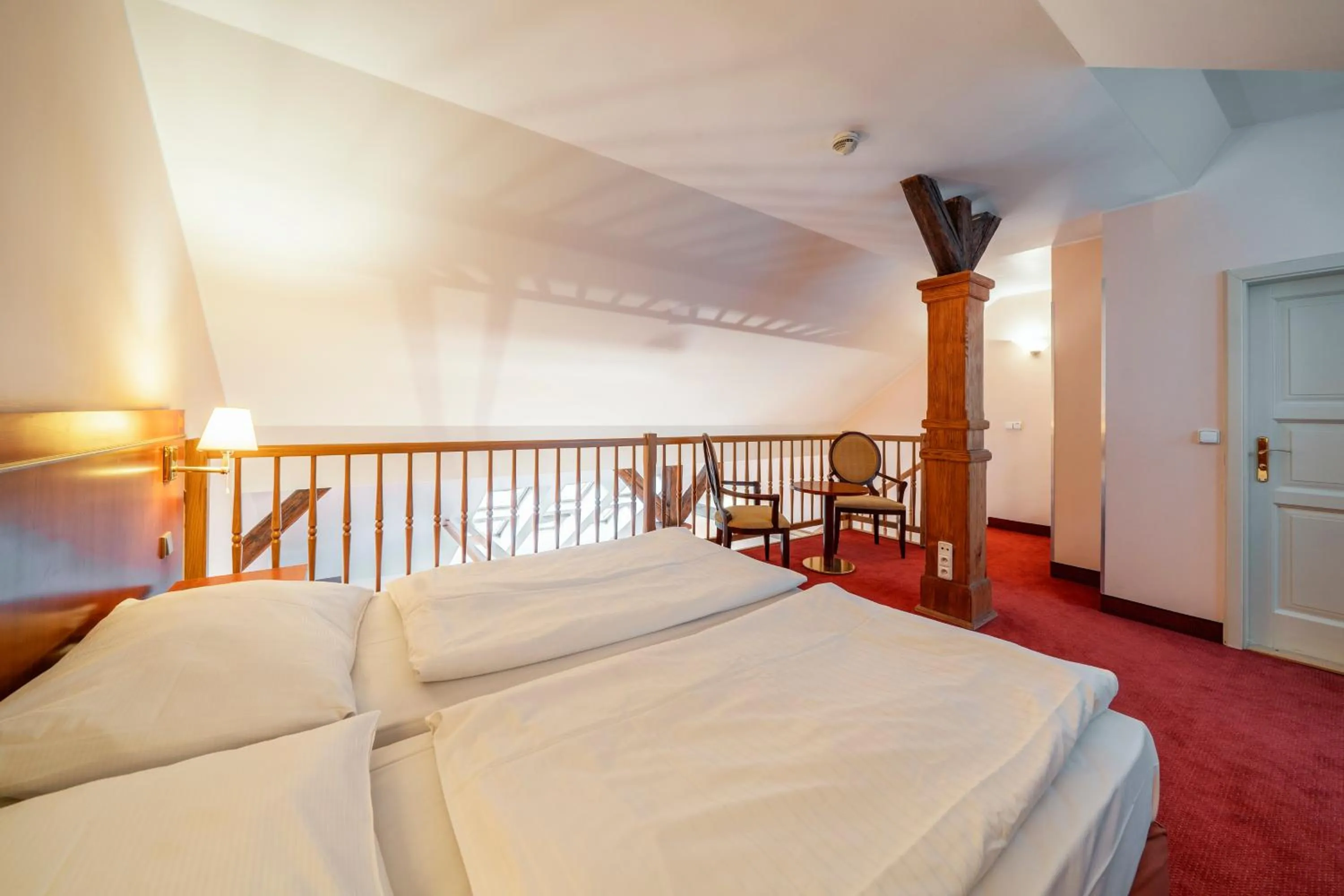 Photo of the whole room, Bed in Hotel Raffaello Prague