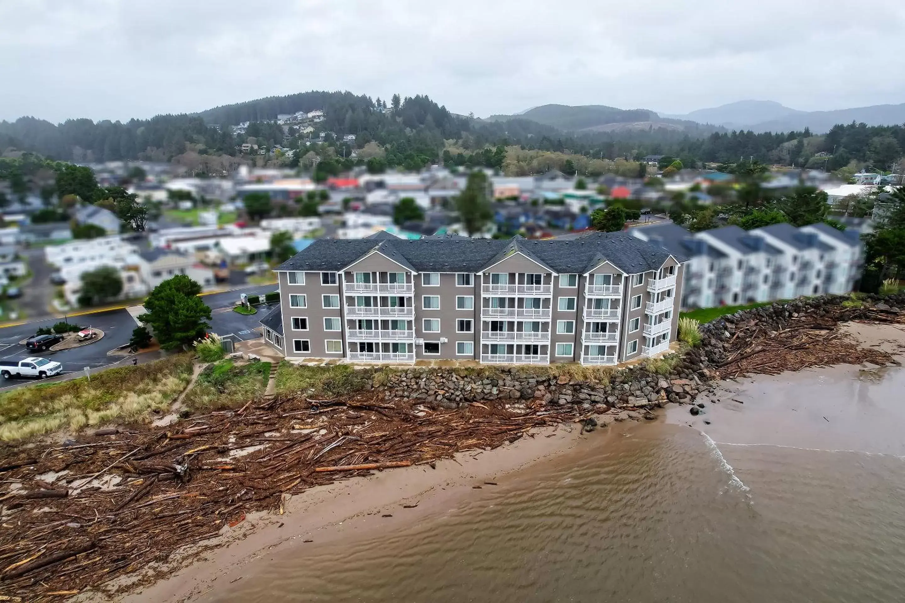 Bird's eye view, Bird's-eye View in Siletz Bay Beachfront Hotel by OYO Lincoln City