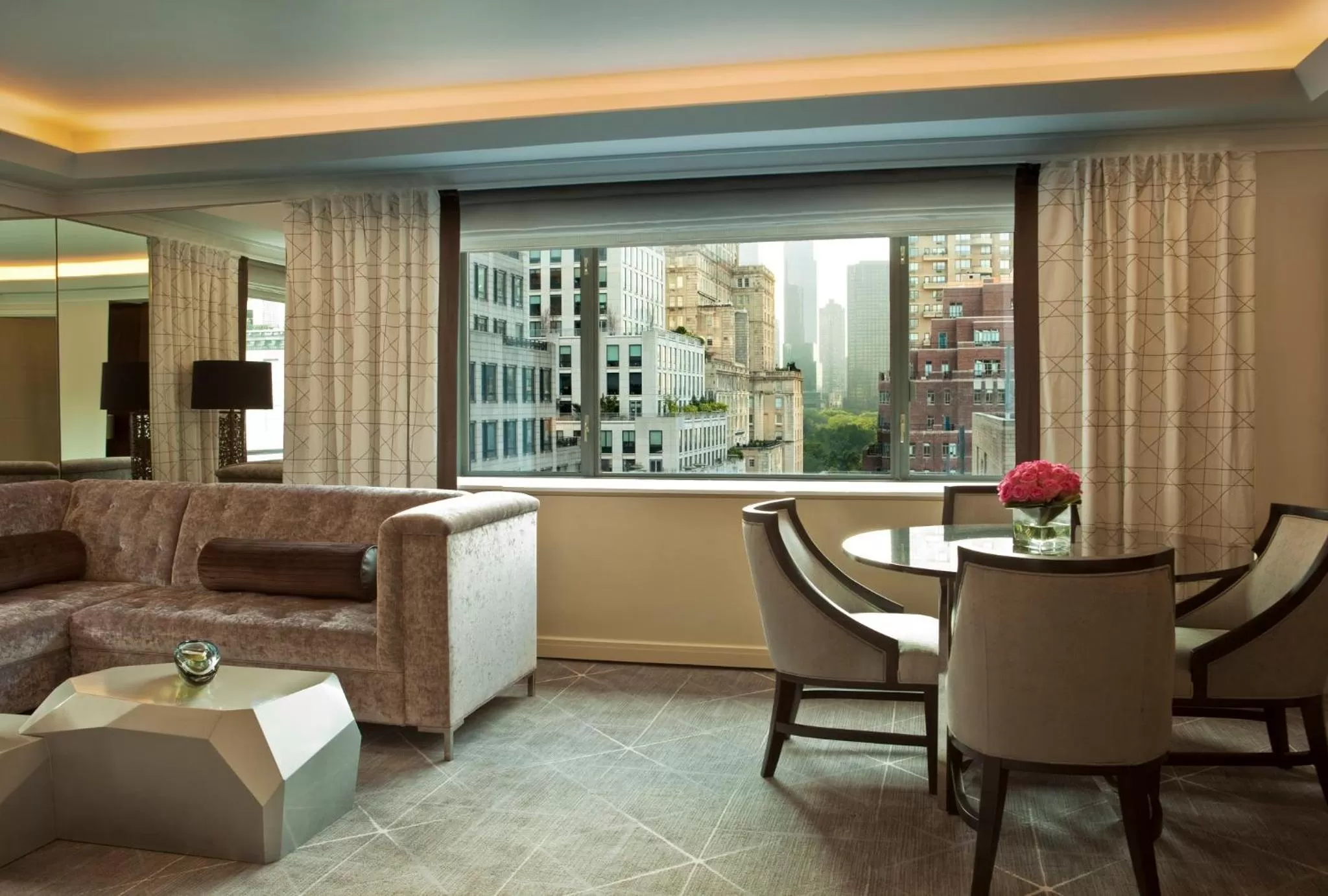 Photo of the whole room in Loews Regency New York Hotel