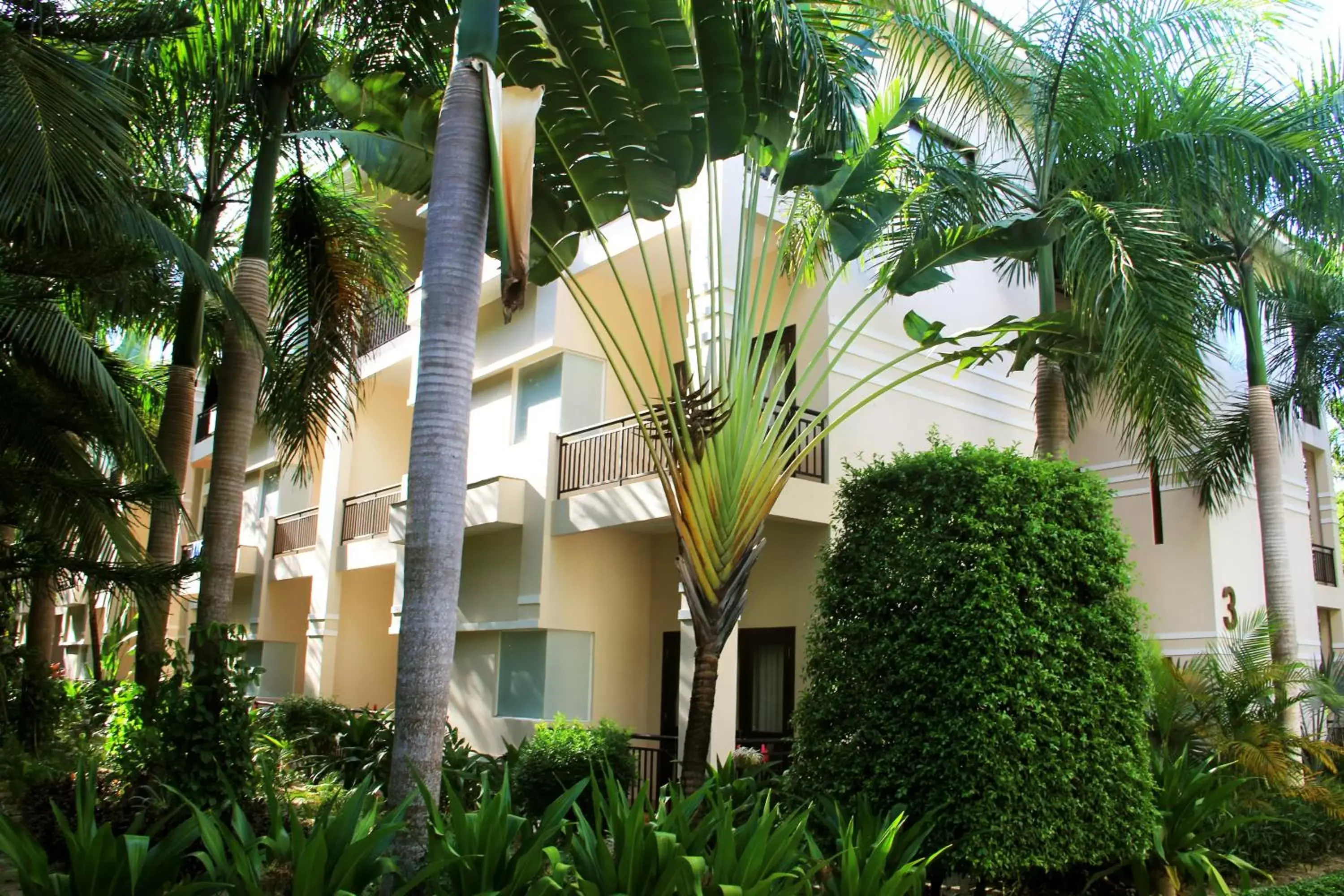 Property building in Diamond Bay Resort & Spa Property building in Diamond Bay Resort & Spa