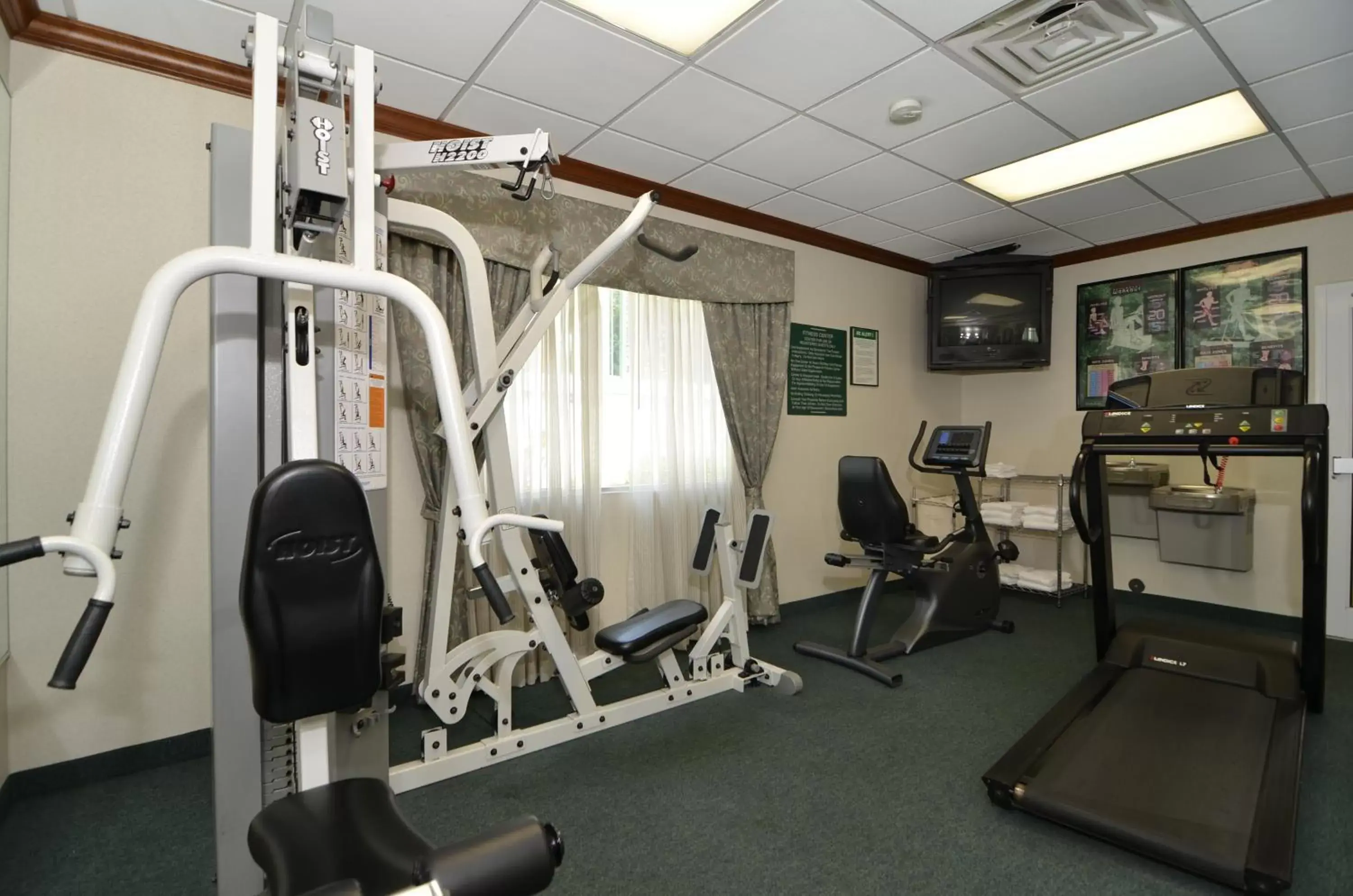 Fitness centre/facilities in Quality Inn & Suites Biltmore East Fitness centre/facilities in Quality Inn & Suites Biltmore East