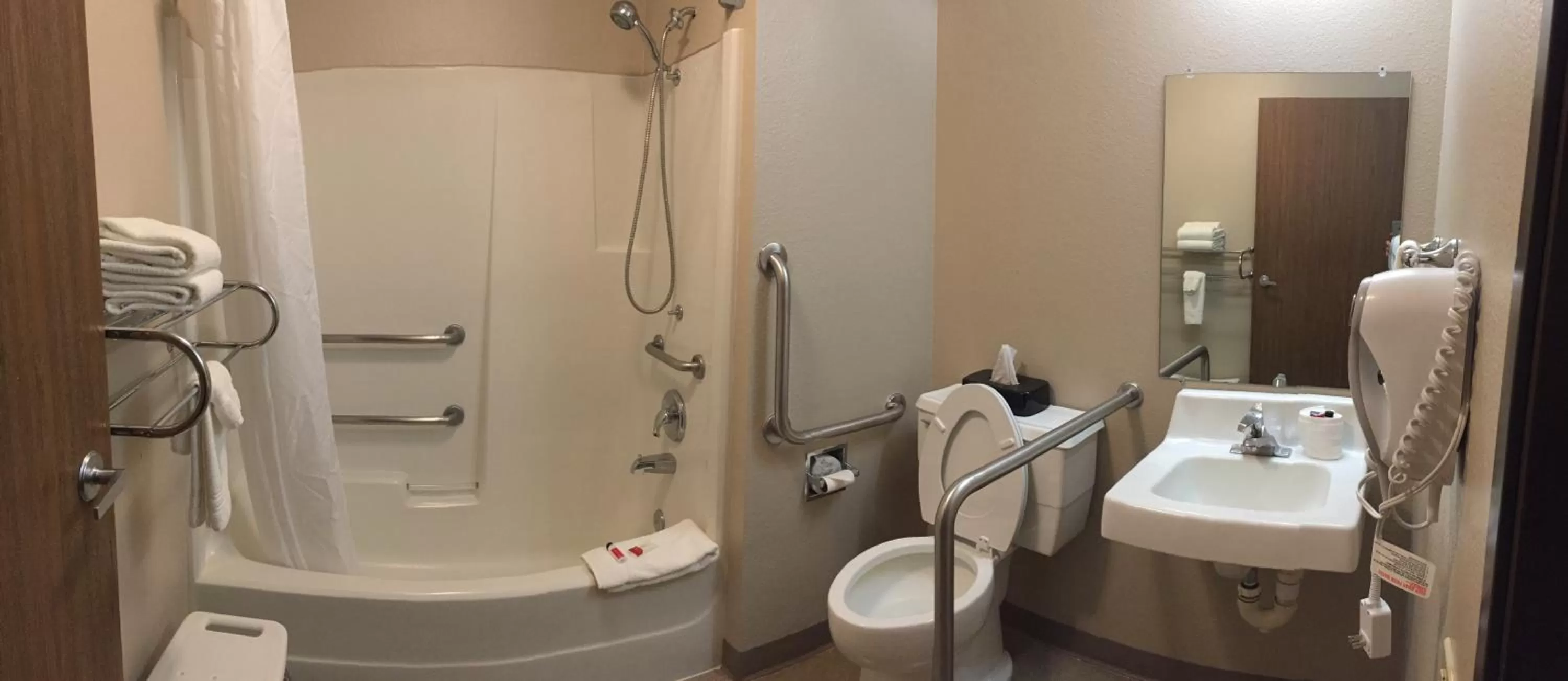 Bathroom in Super 8 by Wyndham Dillon