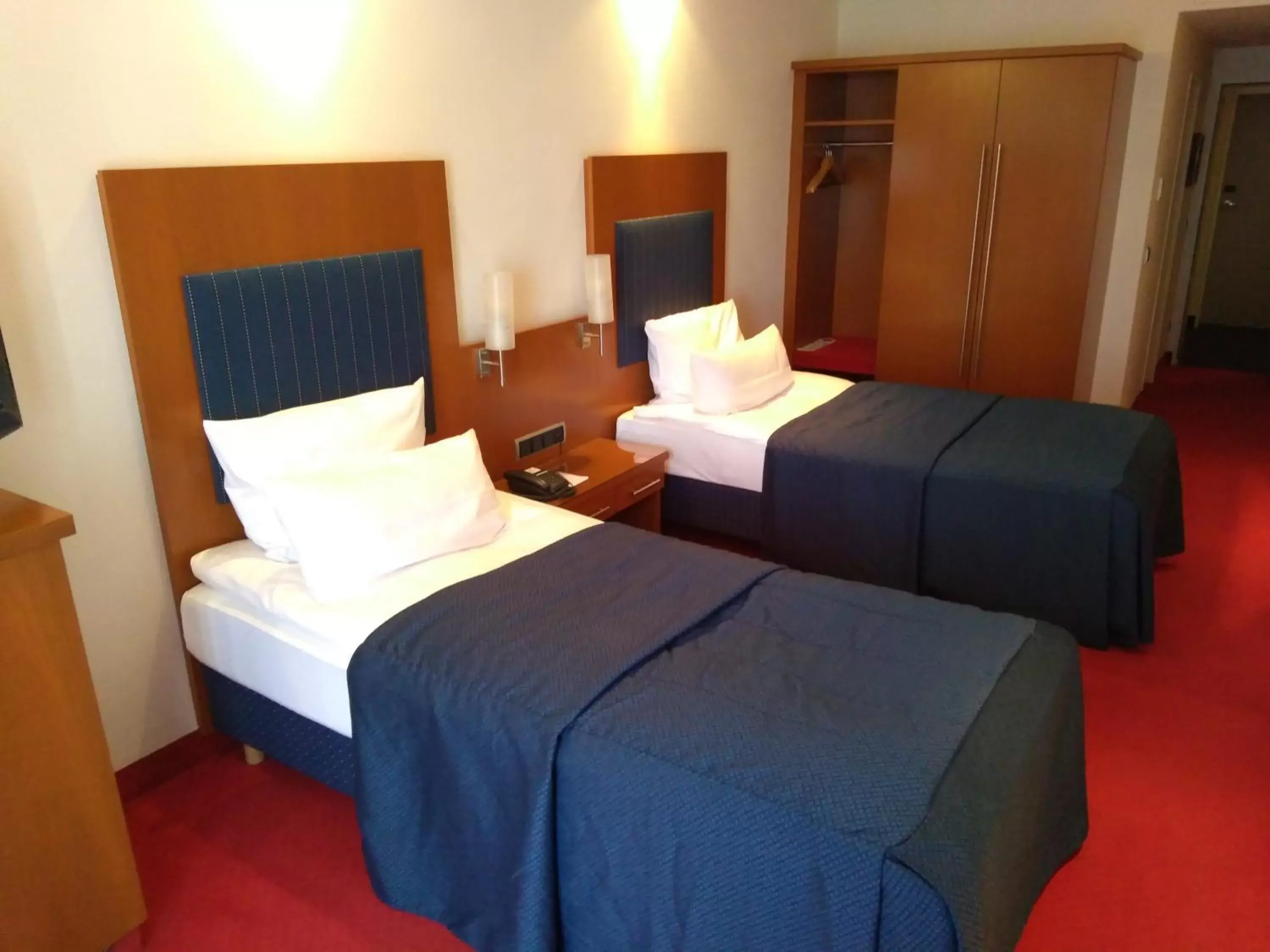 Photo of the whole room, Bed in Hotel Erzgiesserei Europe