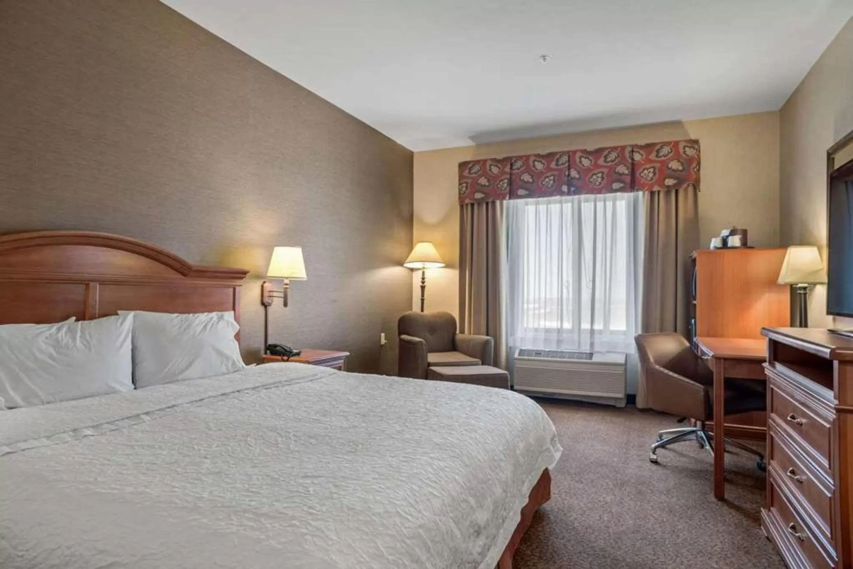 Bedroom, Bed in Comfort Inn & Suites Rapid City near Mt Rushmore