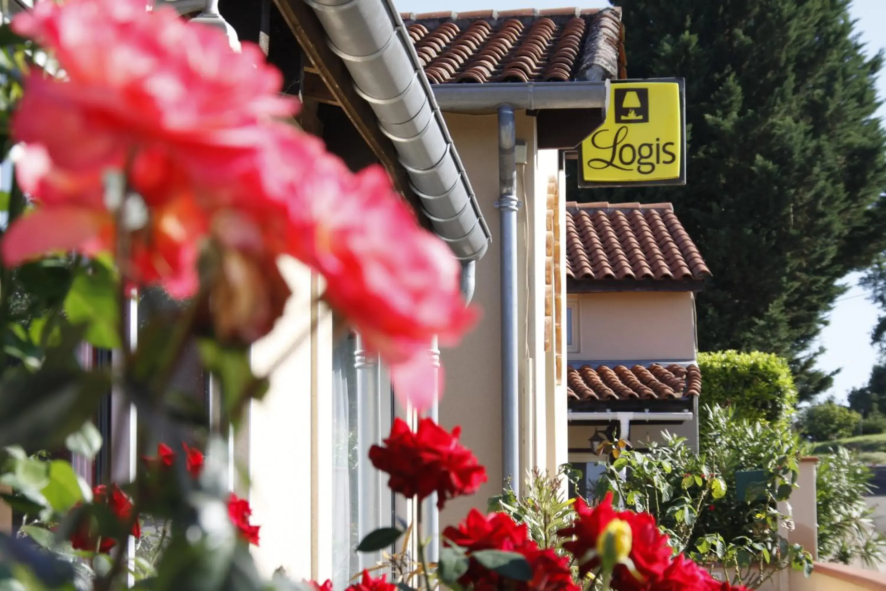 Garden, Property Building in Logis des Crêtes de Pignols