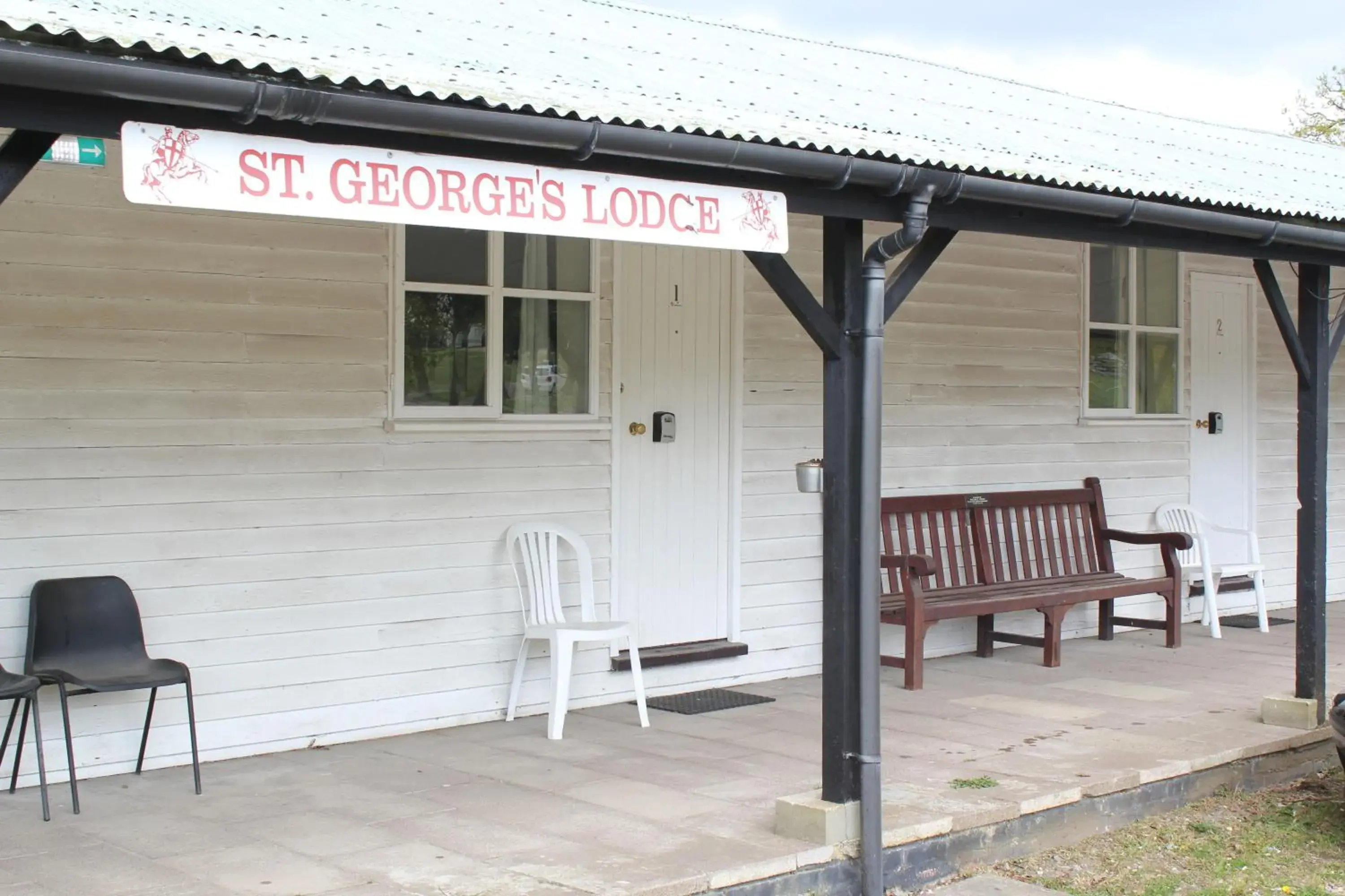 Facade/entrance in St George's Lodge, Bisley