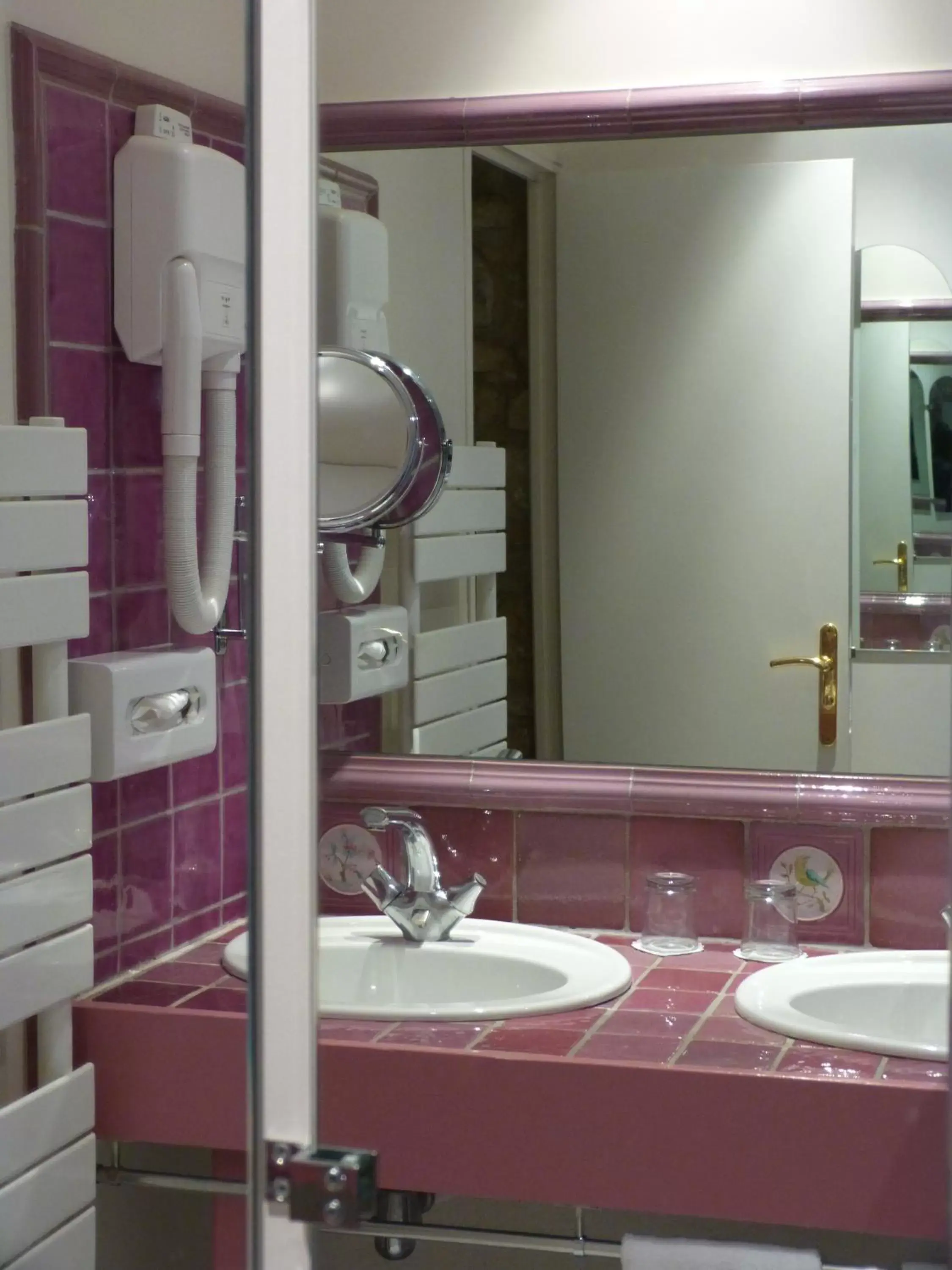 Decorative detail, Bathroom in Grand Hôtel Dechampaigne