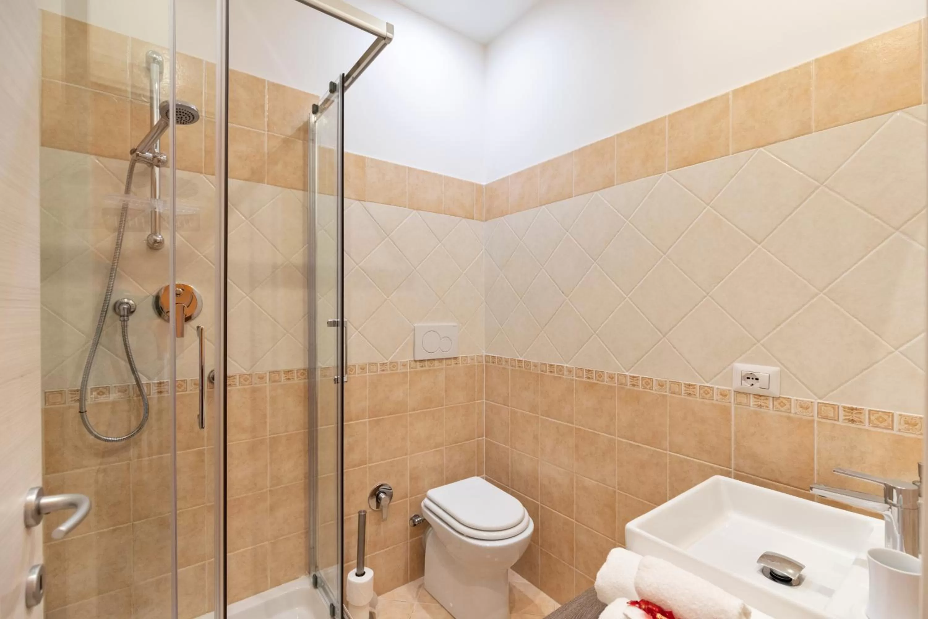 Bathroom in A Roman Tale B&B