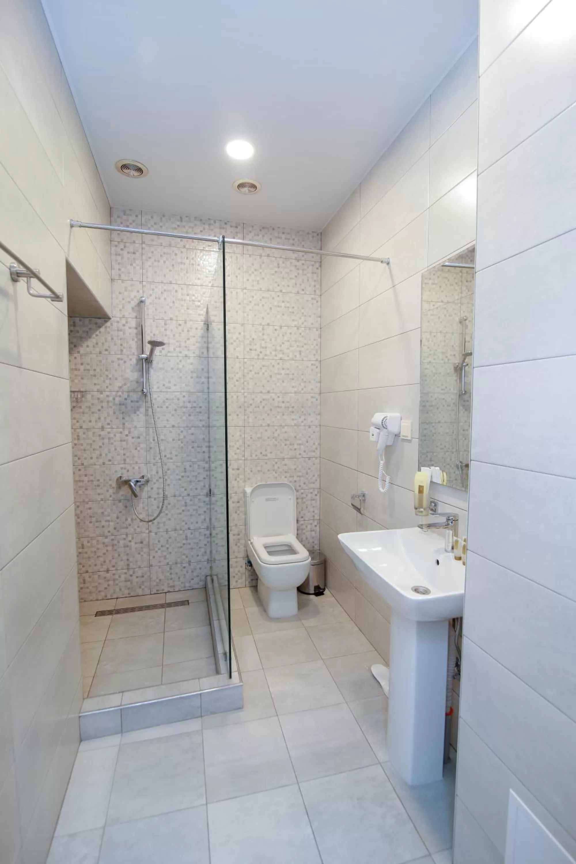 Bathroom in Hotel Lider Complex