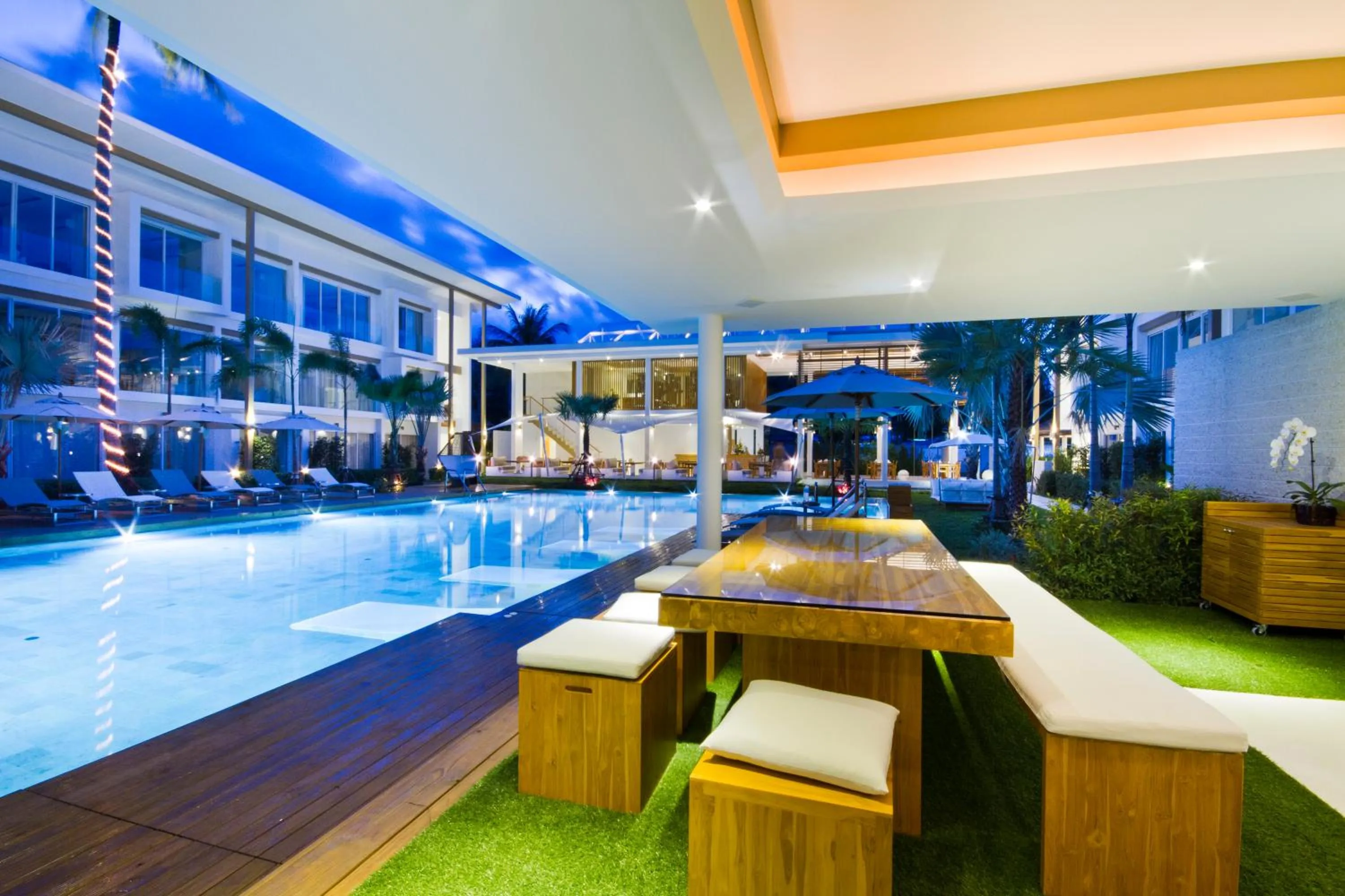 Swimming pool in Chi Samui Resort