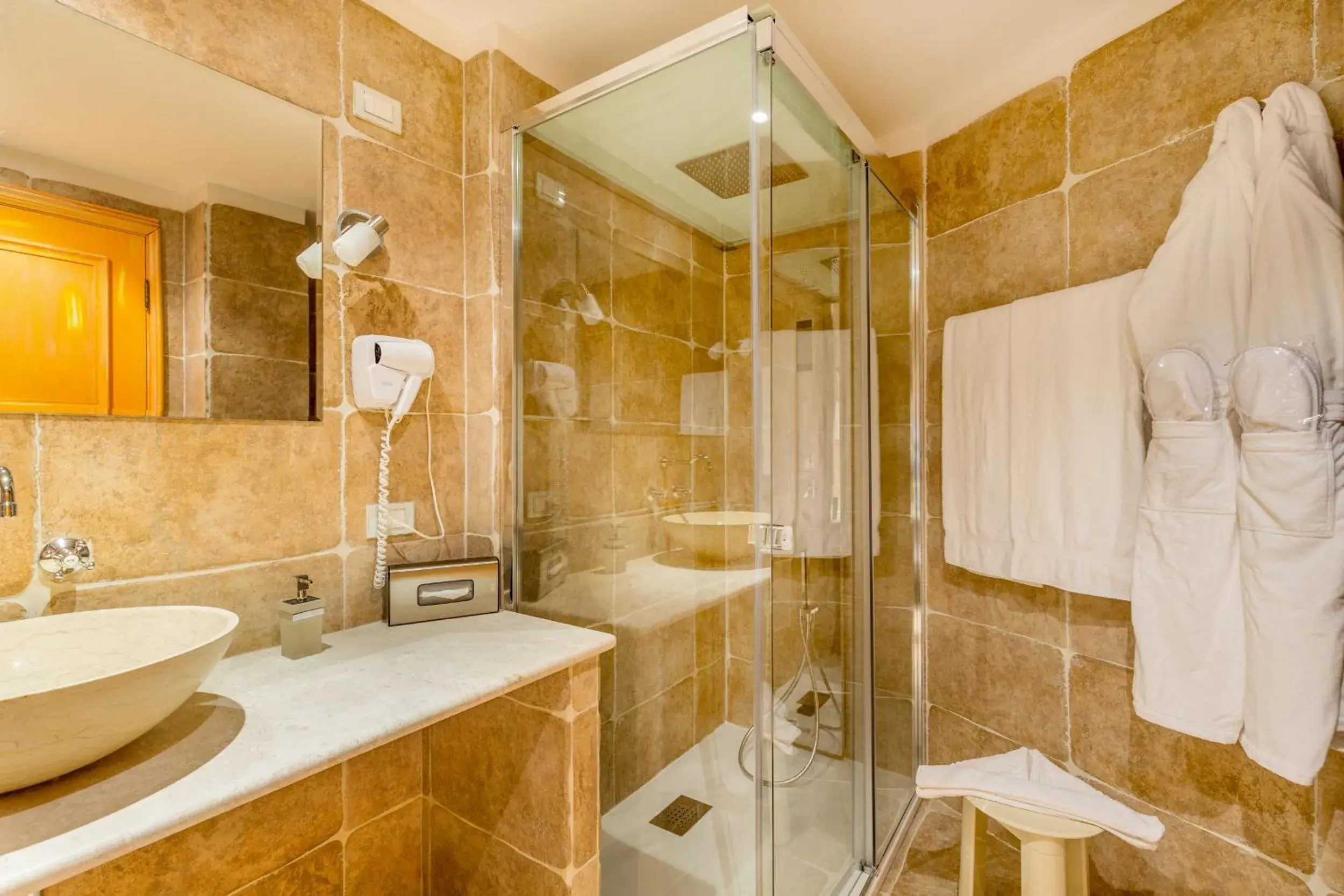 Bathroom in Hotel Cala Caterina