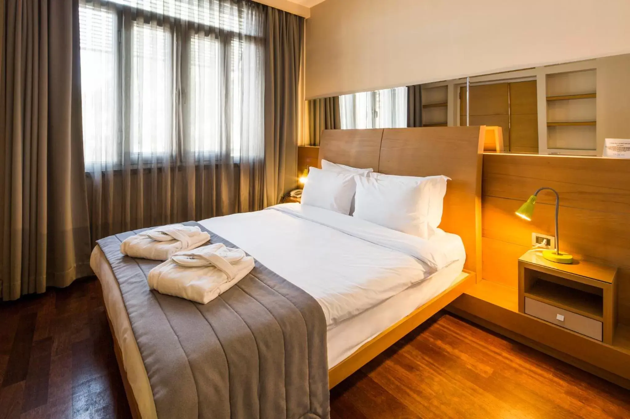 Bed in Taxim Suites Residences Istanbul Bed in Taxim Suites Residences Istanbul