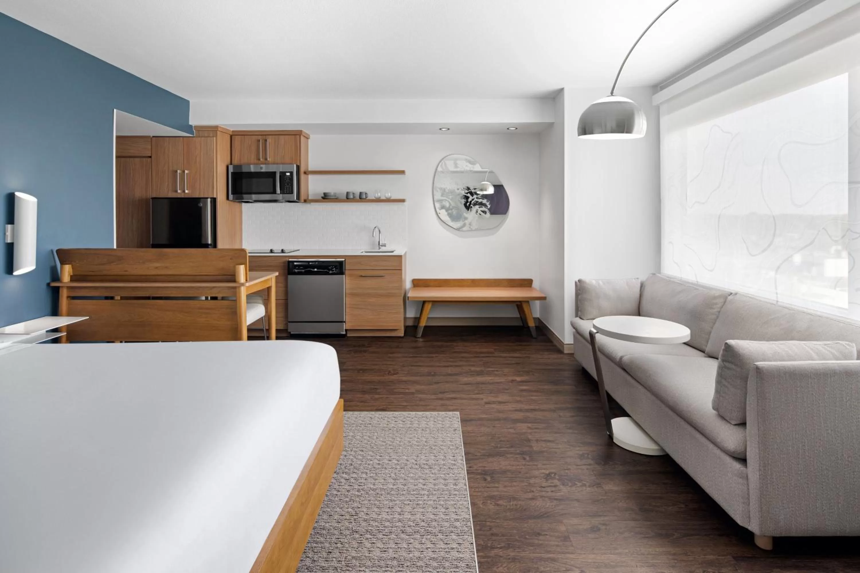 Photo of the whole room, Bed in Element Tampa Midtown