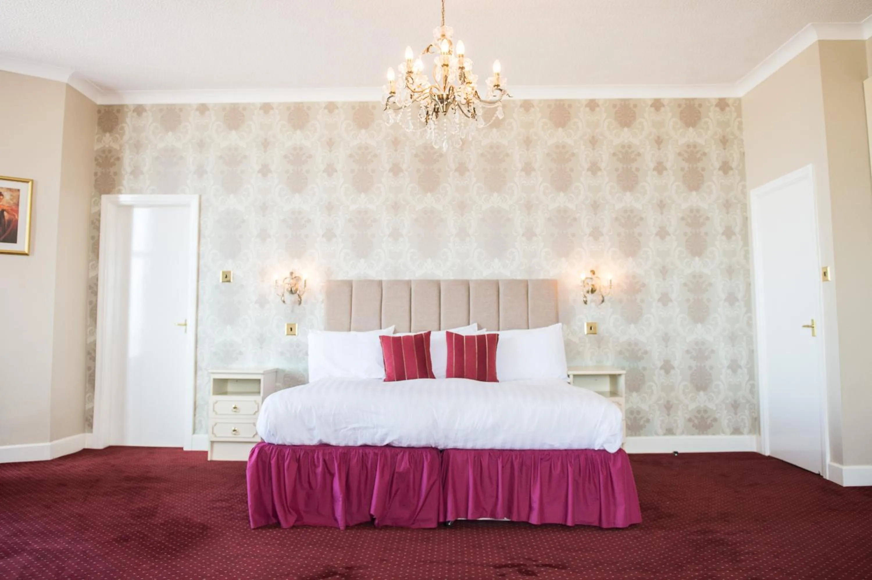 Bed in Park House Hotel