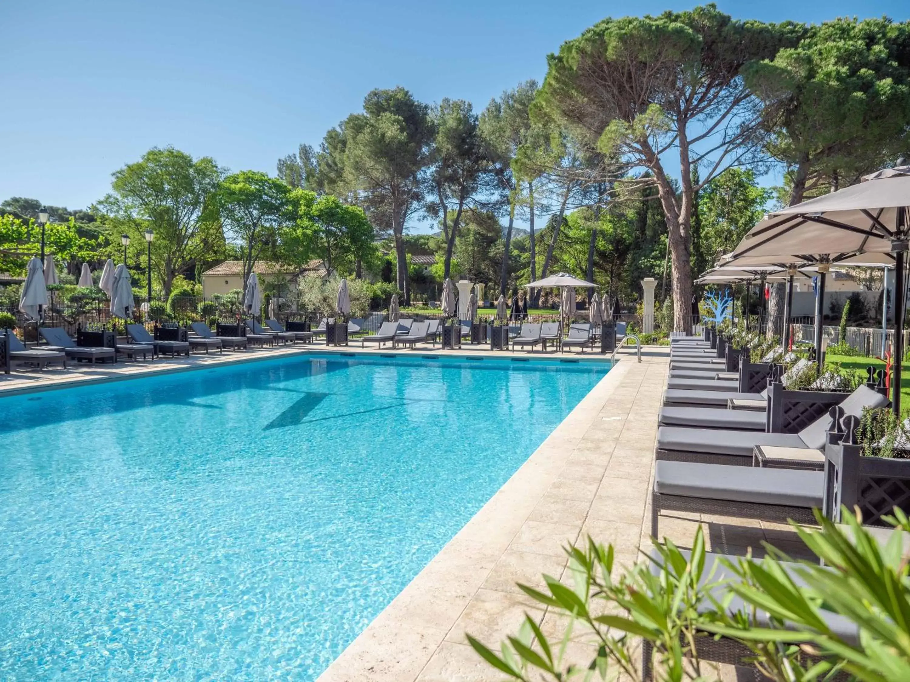 Swimming Pool in Le Vallon de Valrugues & Spa