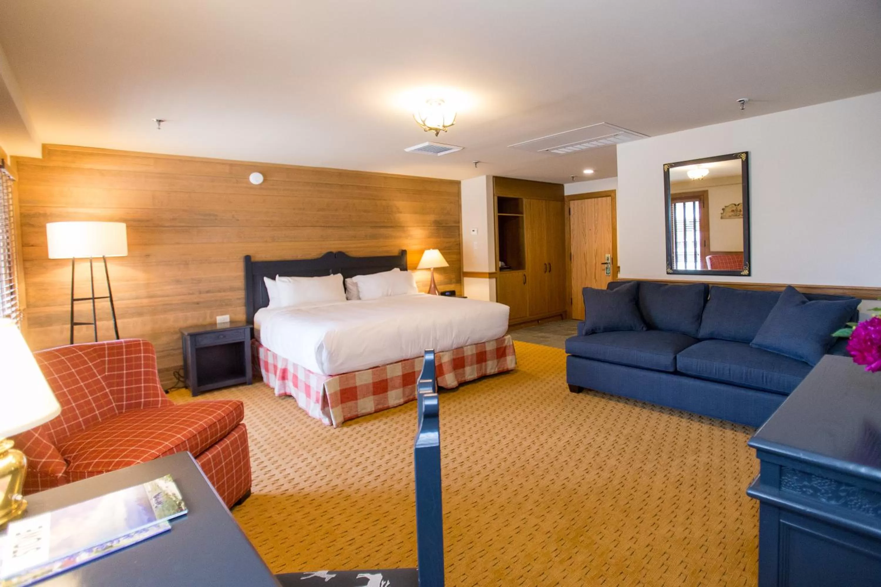 Bedroom, Bed in von Trapp Family Lodge & Resort