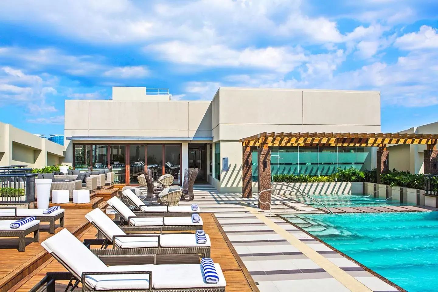 Swimming Pool in Holiday Inn & Suites Makati, an IHG Hotel