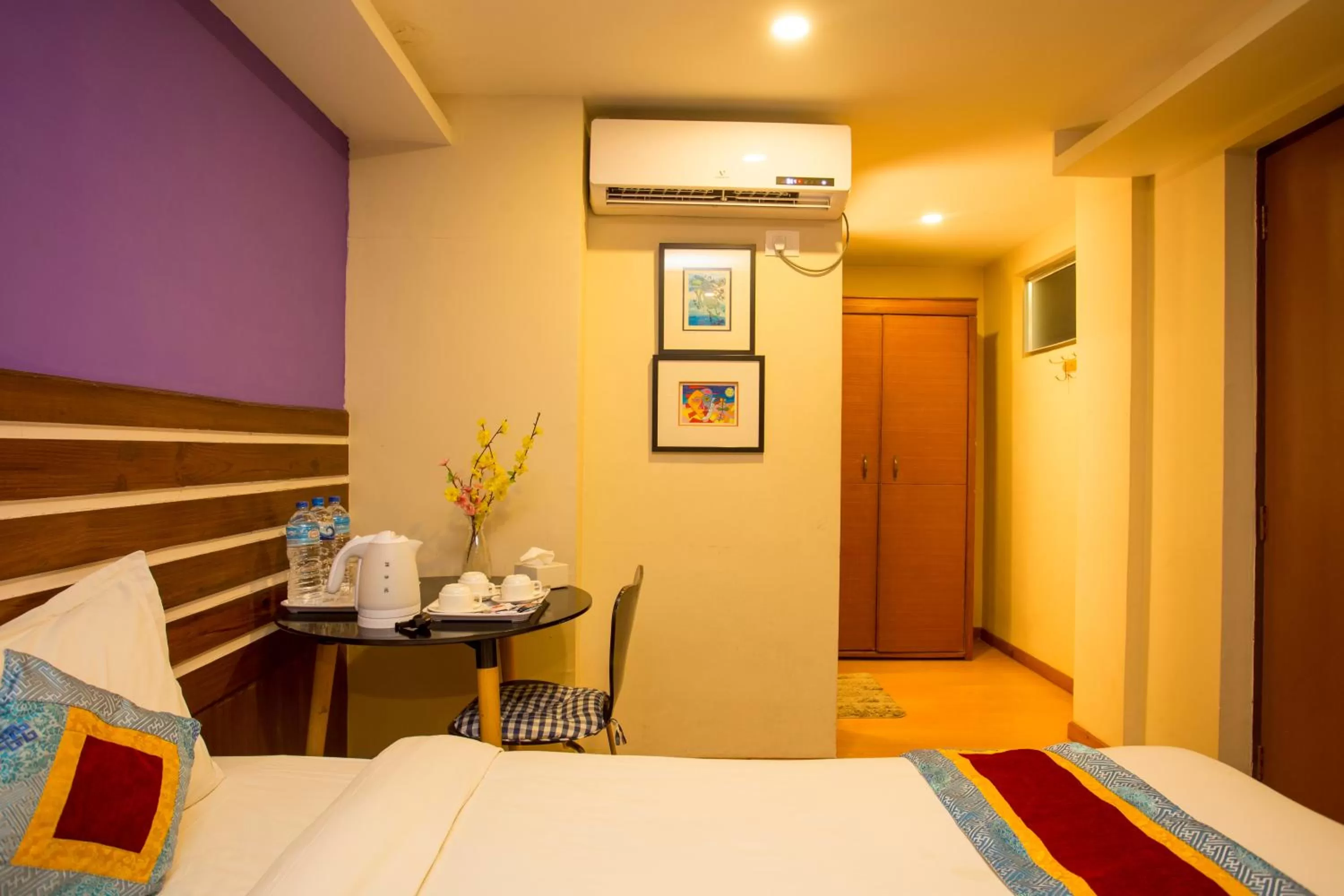 Bed in Truly Asia Boutique Hotel