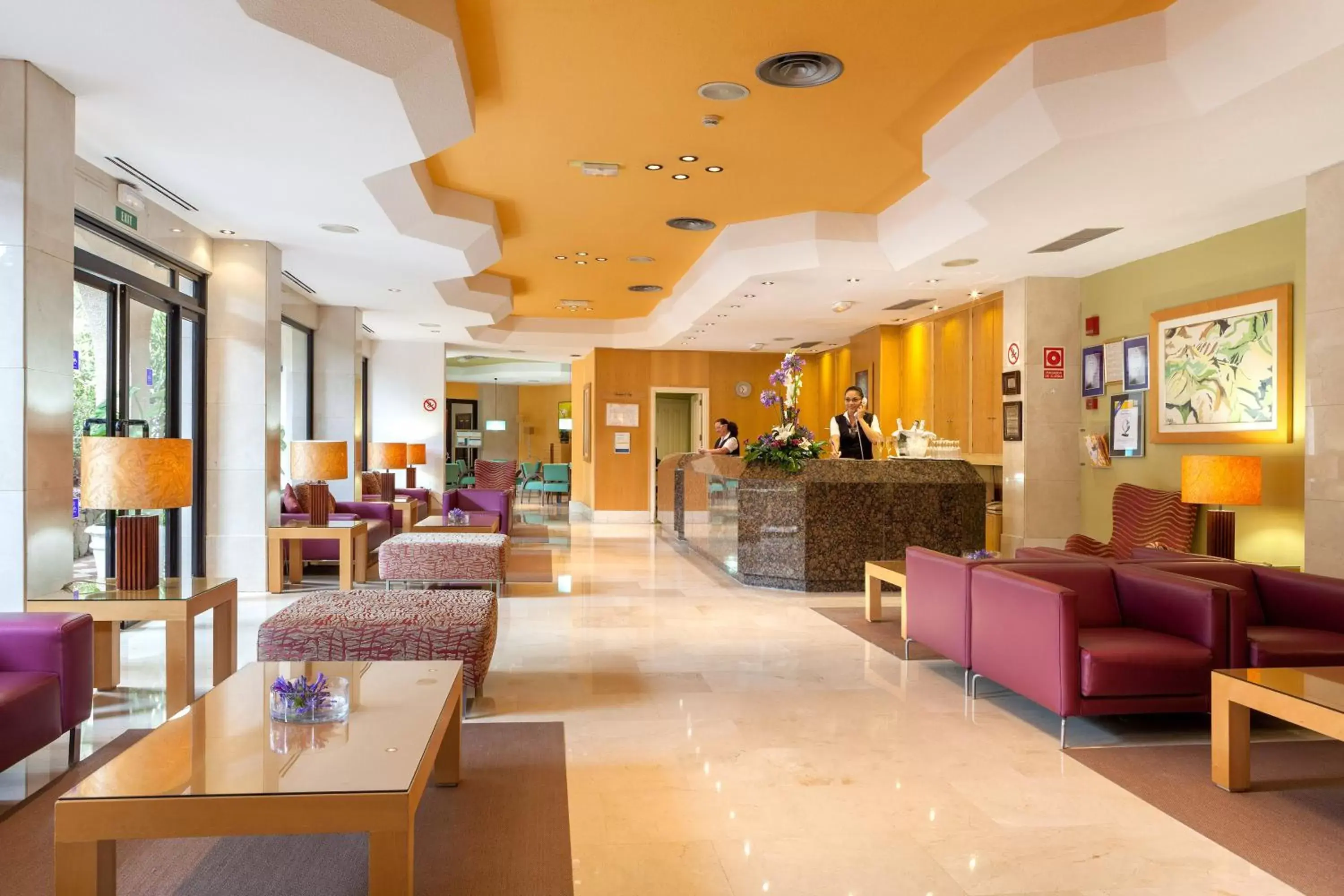 Staff, Lobby/Reception in MUR Neptuno Gran Canaria - Adults Only