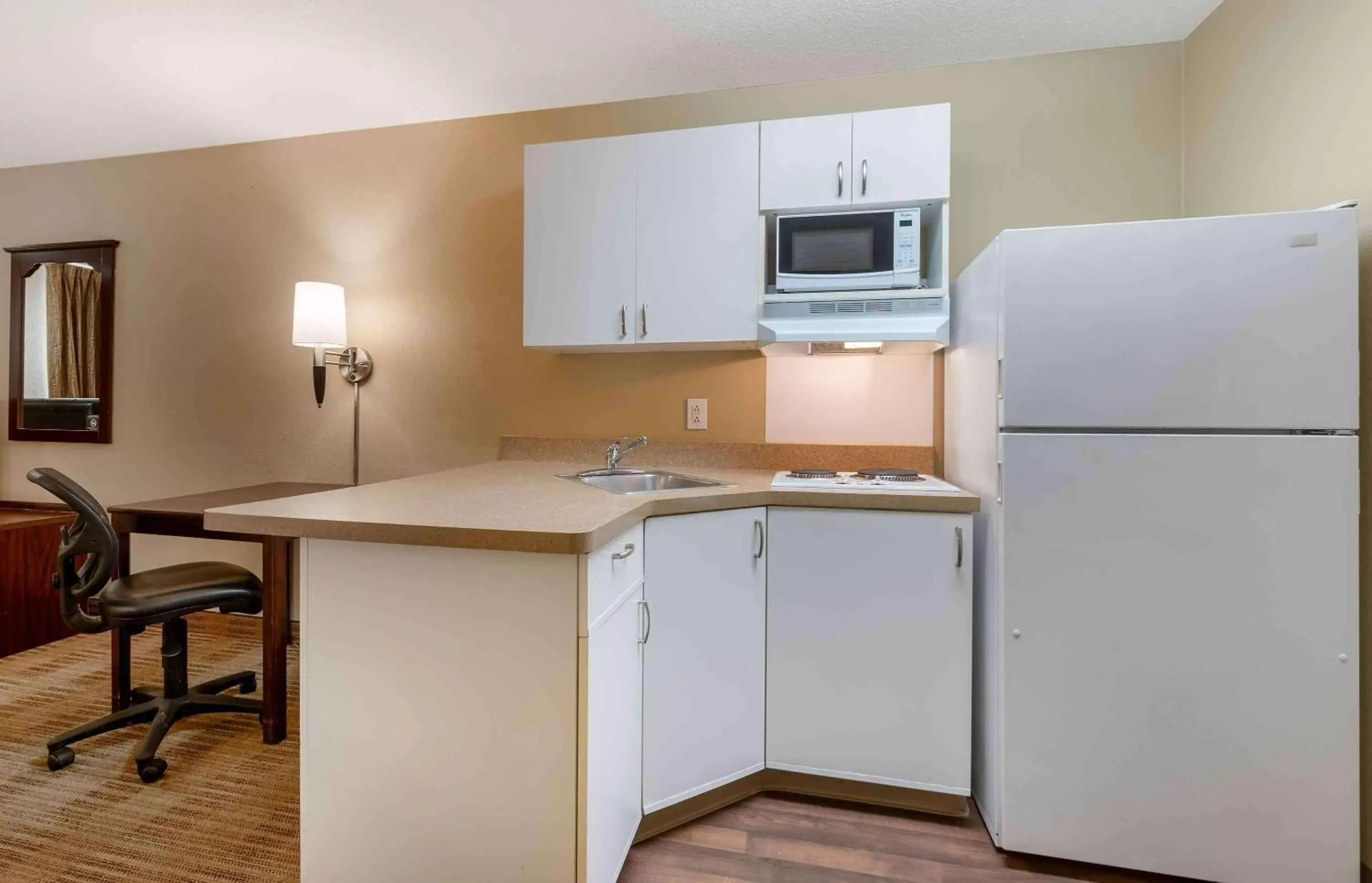 Bedroom in Extended Stay America Suites - Cincinnati - Florence - Turfway Rd Bedroom in Extended Stay America Suites - Cincinnati - Florence - Turfway Rd