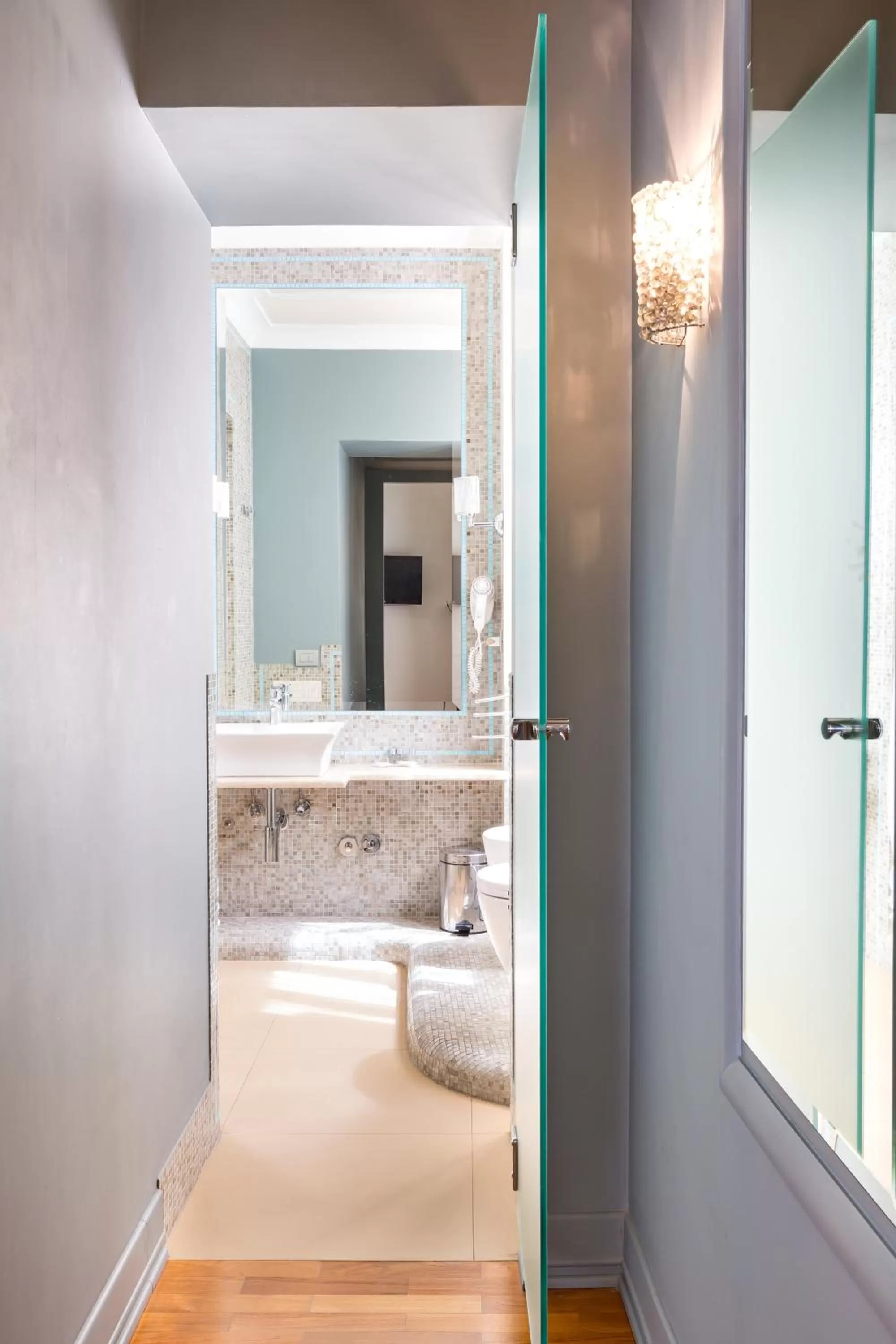 Decorative detail in Rooms Roma - Monti