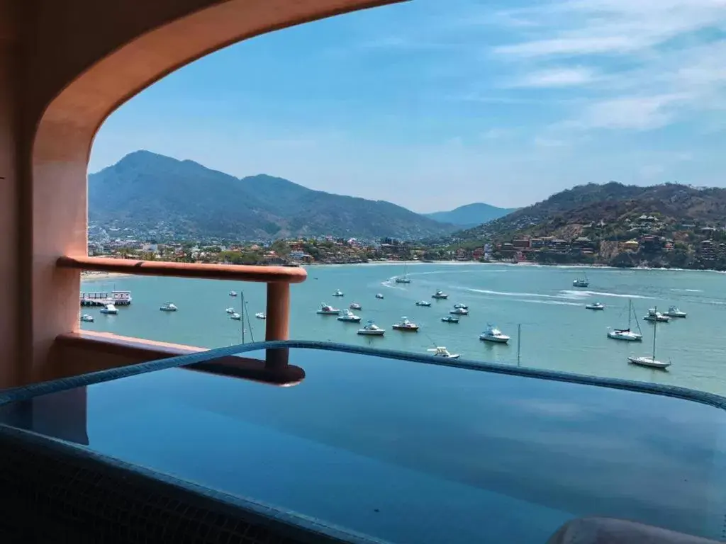 Balcony/Terrace, Mountain View in Villa del Pescador