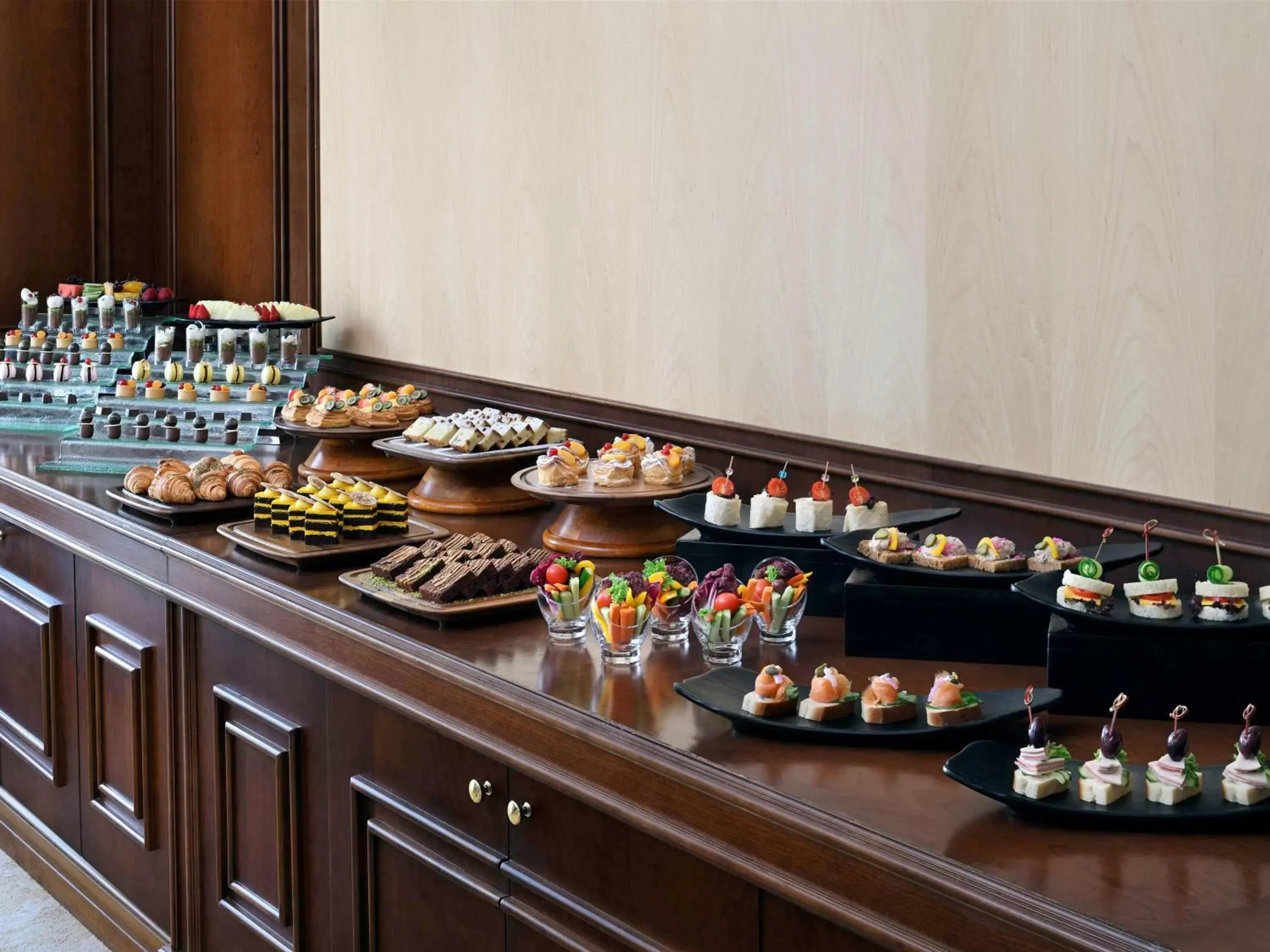 Meeting/conference room, Food in Mövenpick Hotel City Star Jeddah