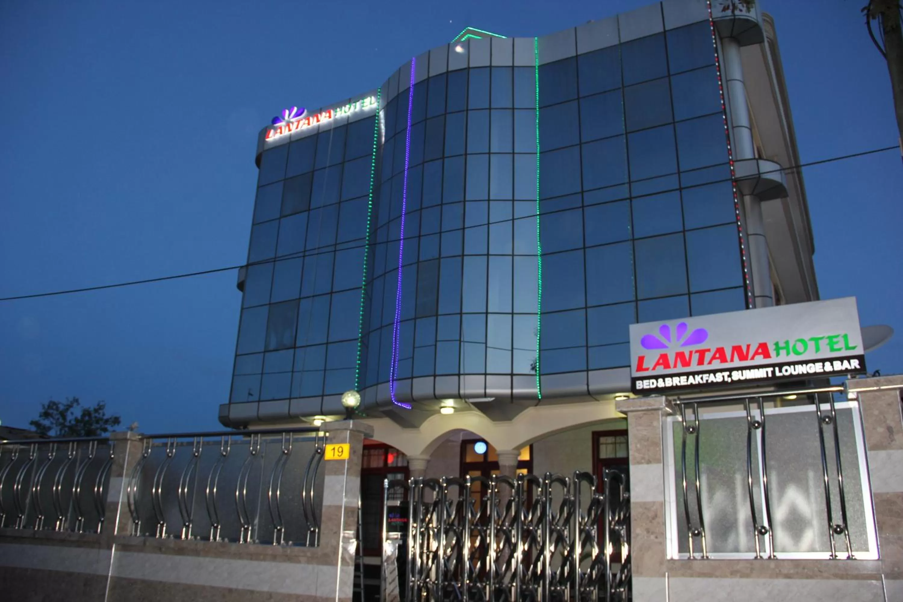 Property building in Lantana Hotel
