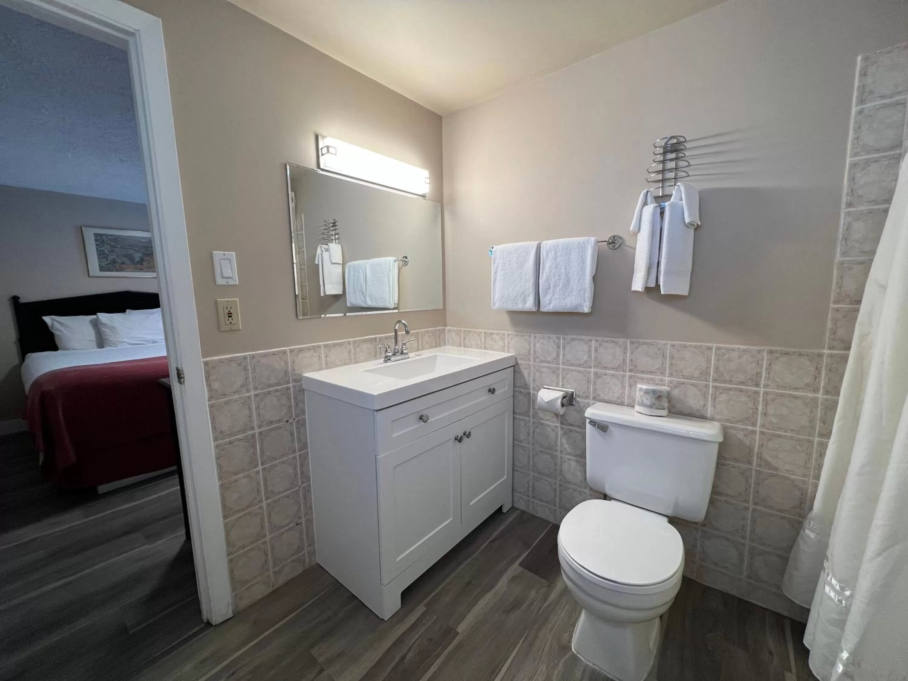 Toilet in Villa Motel