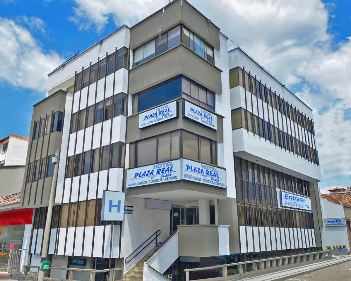 Property building in Hotel Plaza Real Ocaña