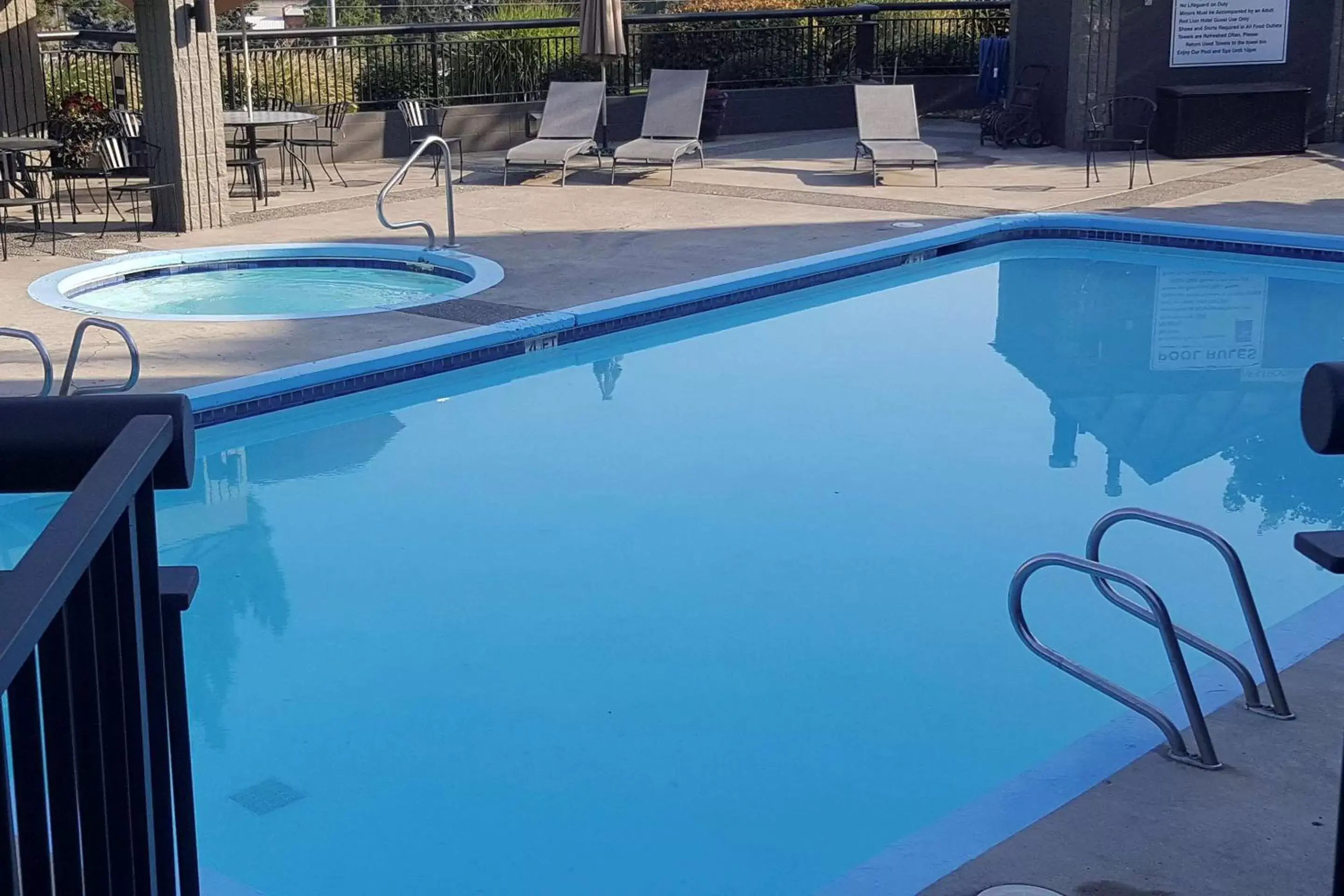 Swimming Pool in Hells Canyon Grand Hotel, an Ascend Hotel Collection Member