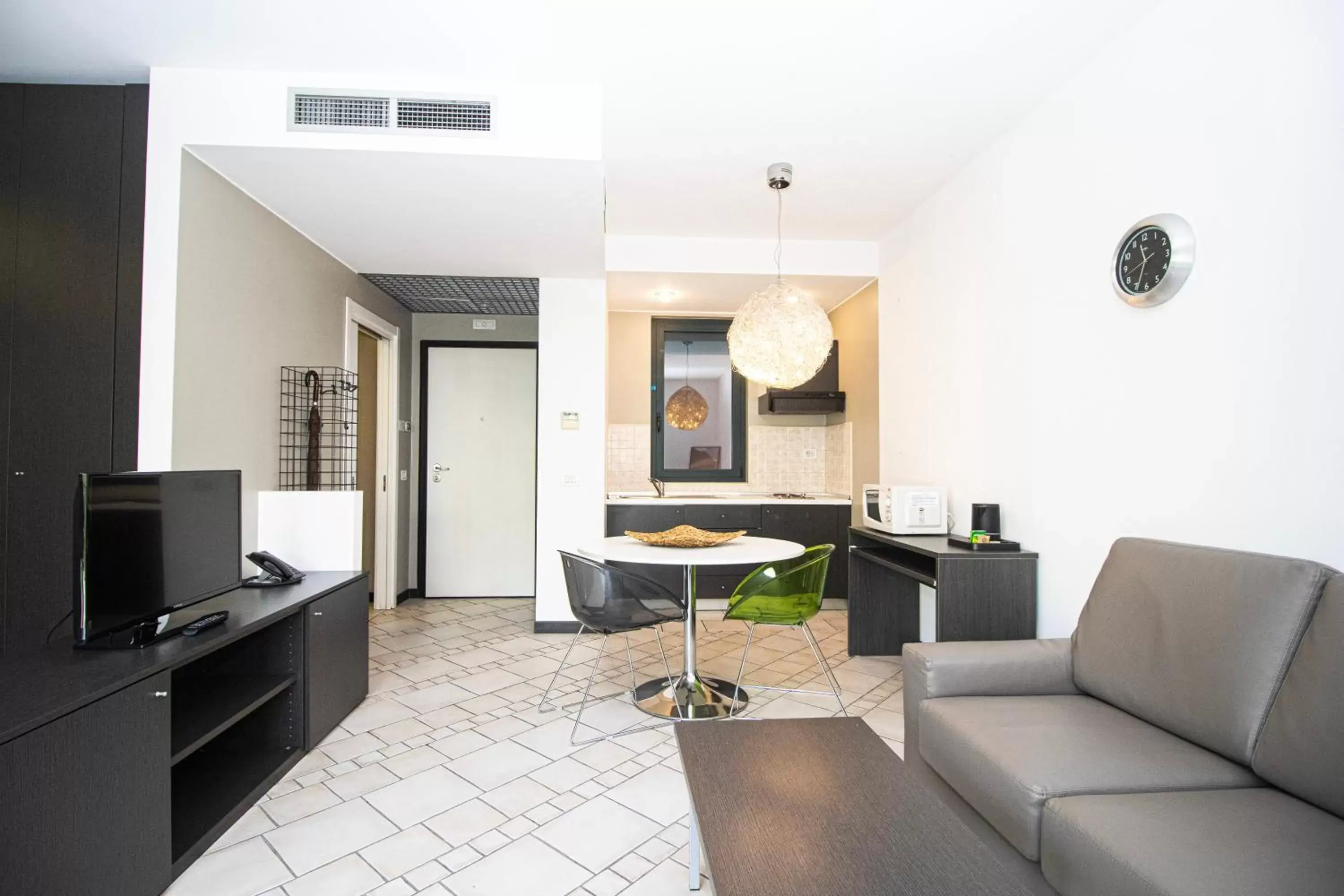 Living room, Seating Area in CasAlbergo - Superior Lake Apartments