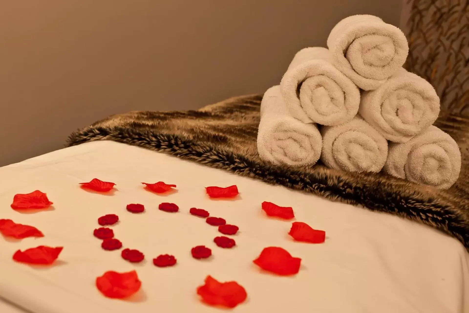 Spa and wellness centre/facilities, Bed in Ambleside Salutation Hotel & Spa, World Hotel Distinctive