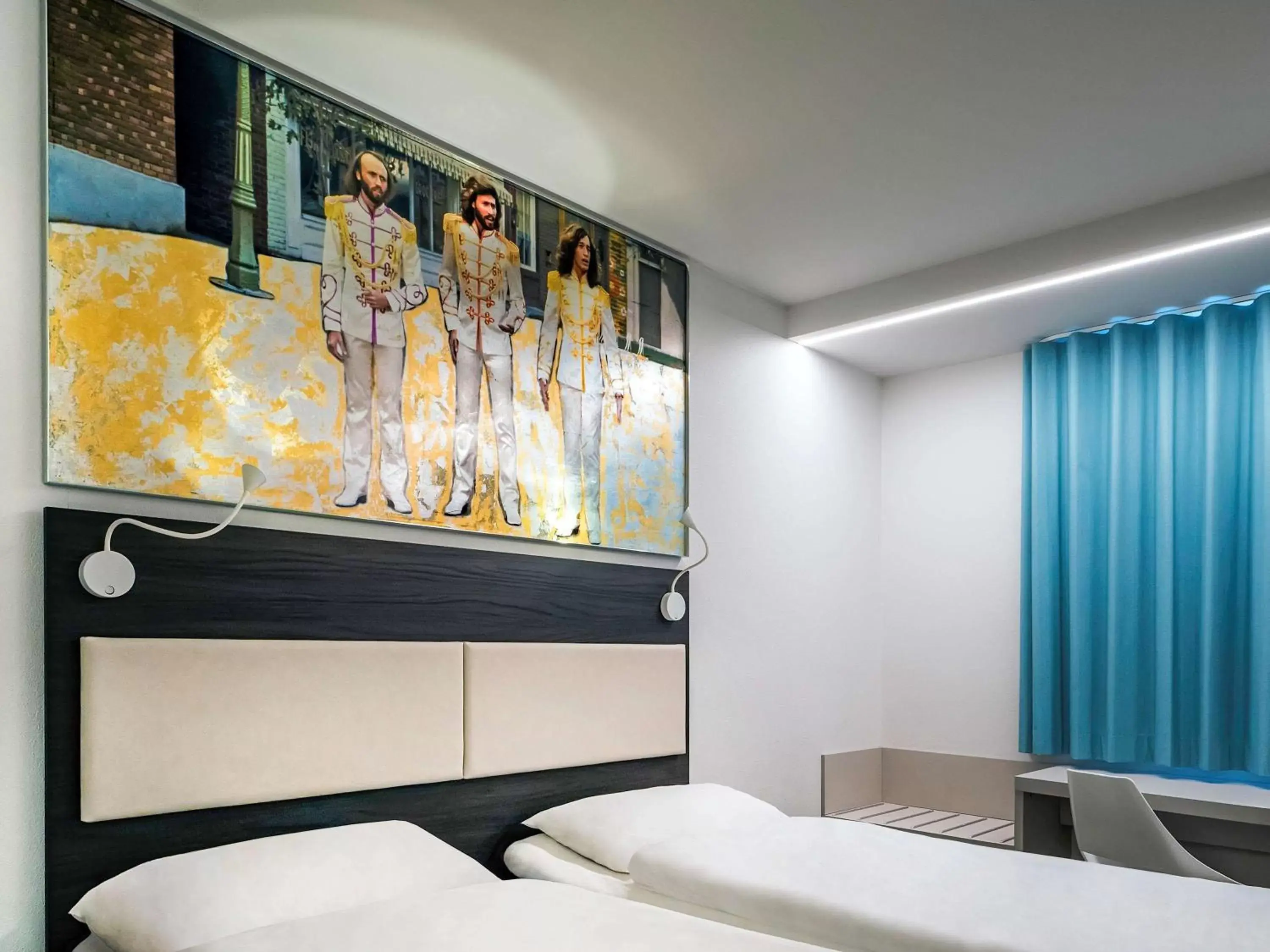 Bedroom, Bed in ibis Locarno Bedroom, Bed in ibis Locarno
