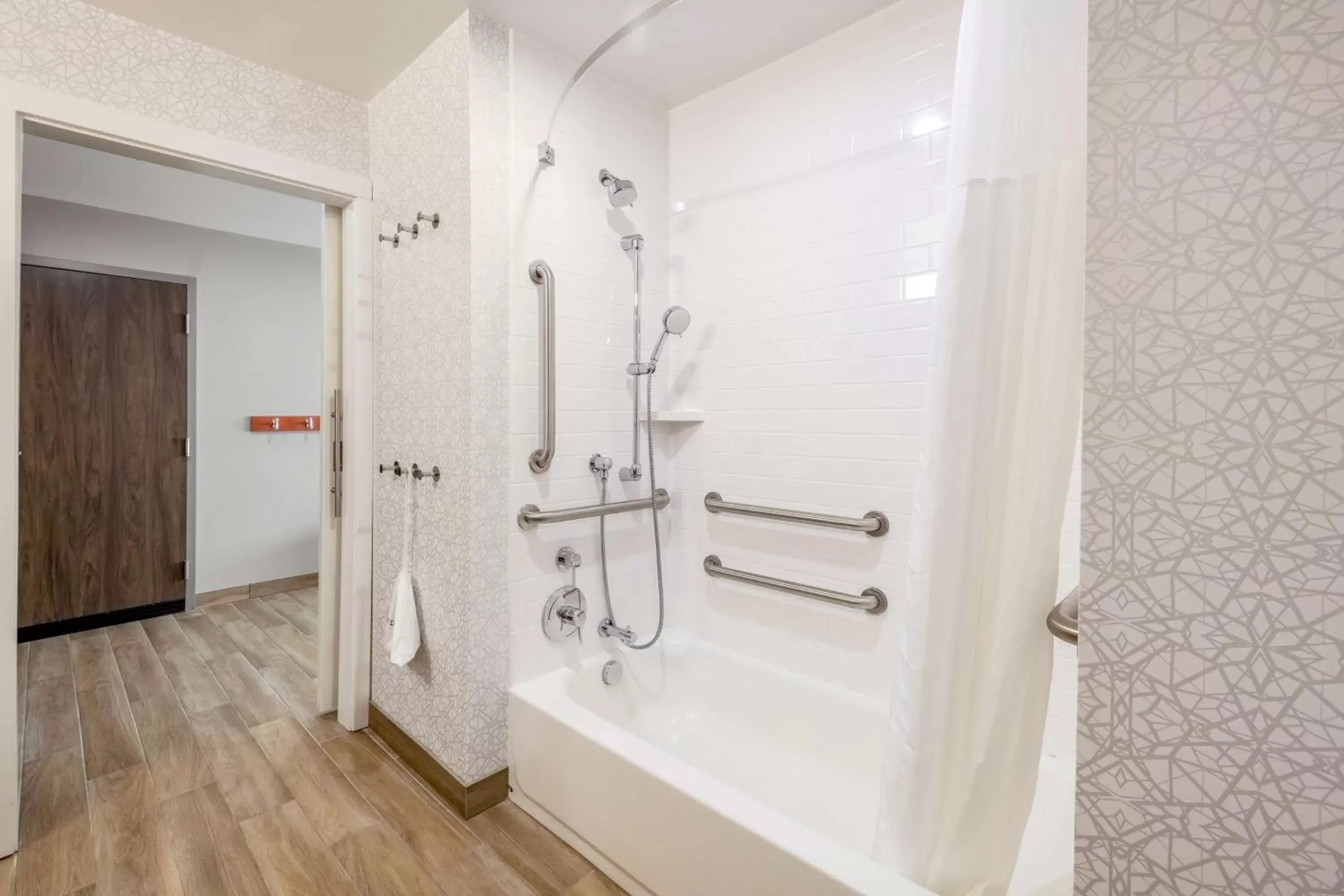 Bathroom in Hampton Inn & Suites Benton Harbor, MI Bathroom in Hampton Inn & Suites Benton Harbor, MI