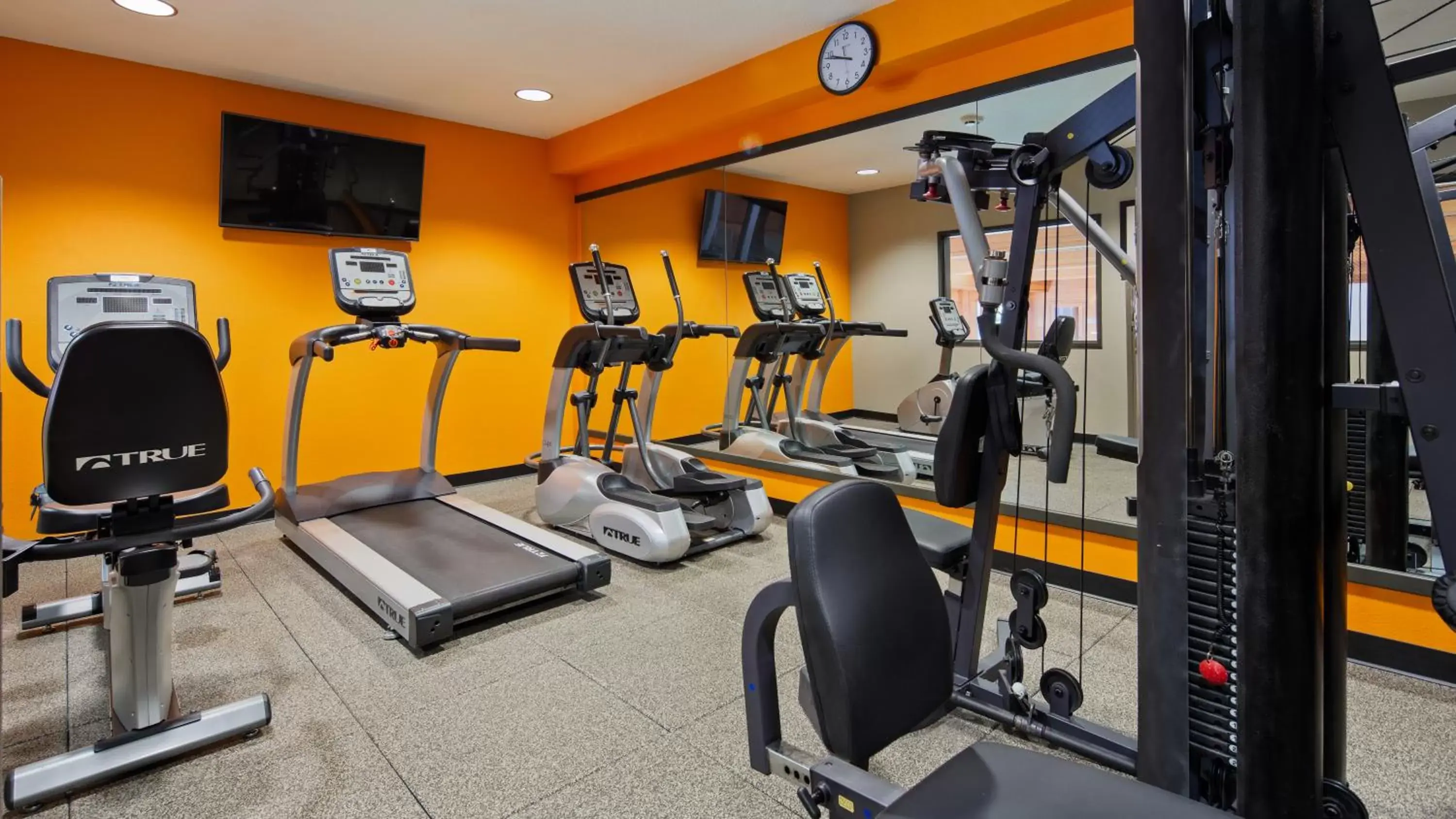 Fitness centre/facilities, Fitness Center/Facilities in Best Western Cascade Inn & Suites