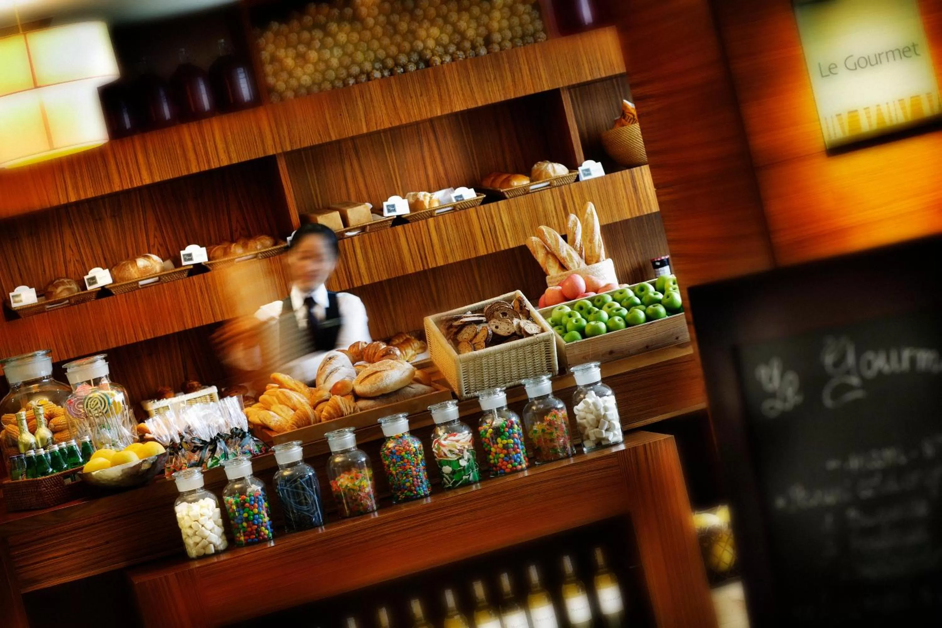 Food in InterContinental Hanoi Westlake, an IHG Hotel