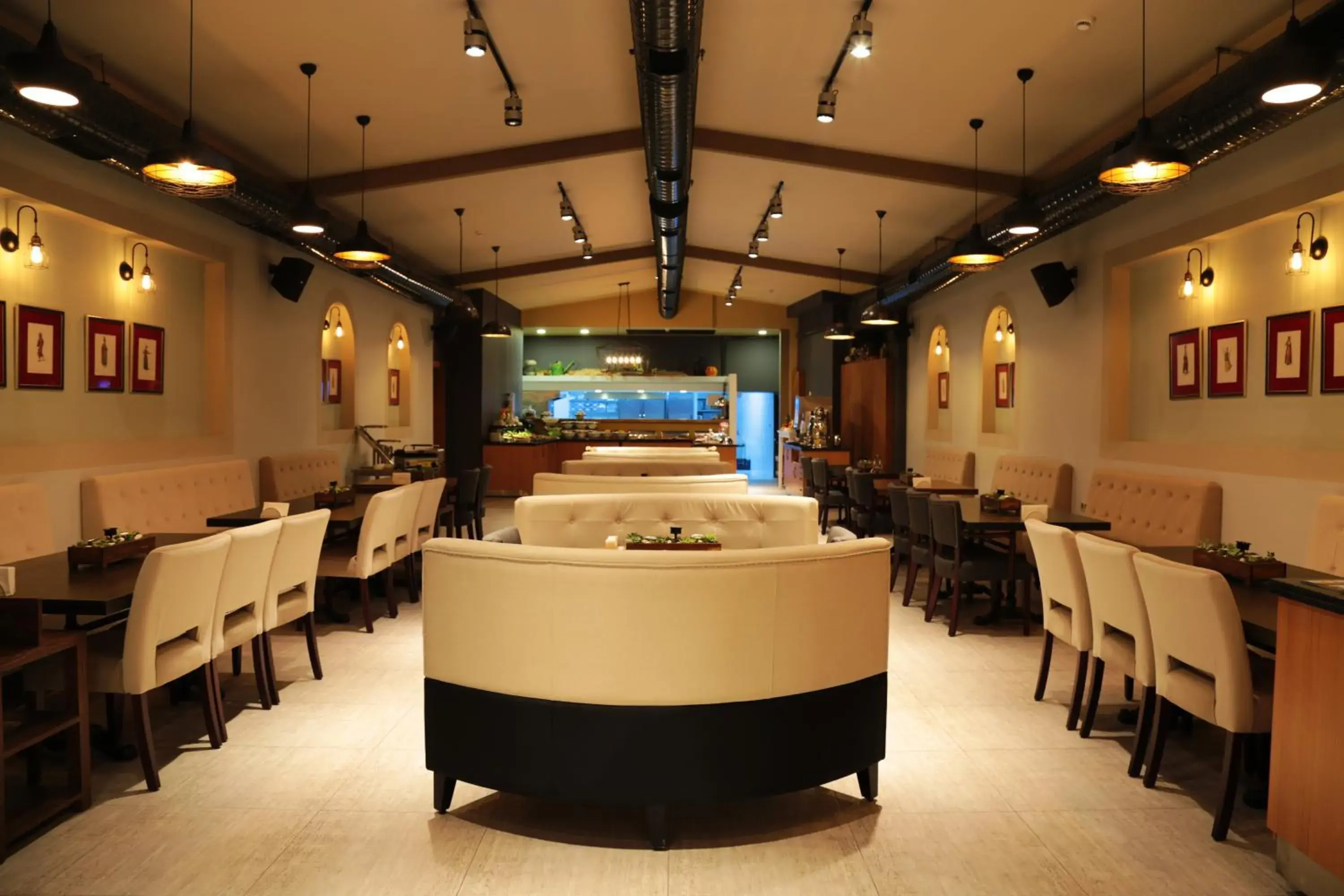 Food and drinks in Pasaport Pier Hotel Food and drinks in Pasaport Pier Hotel