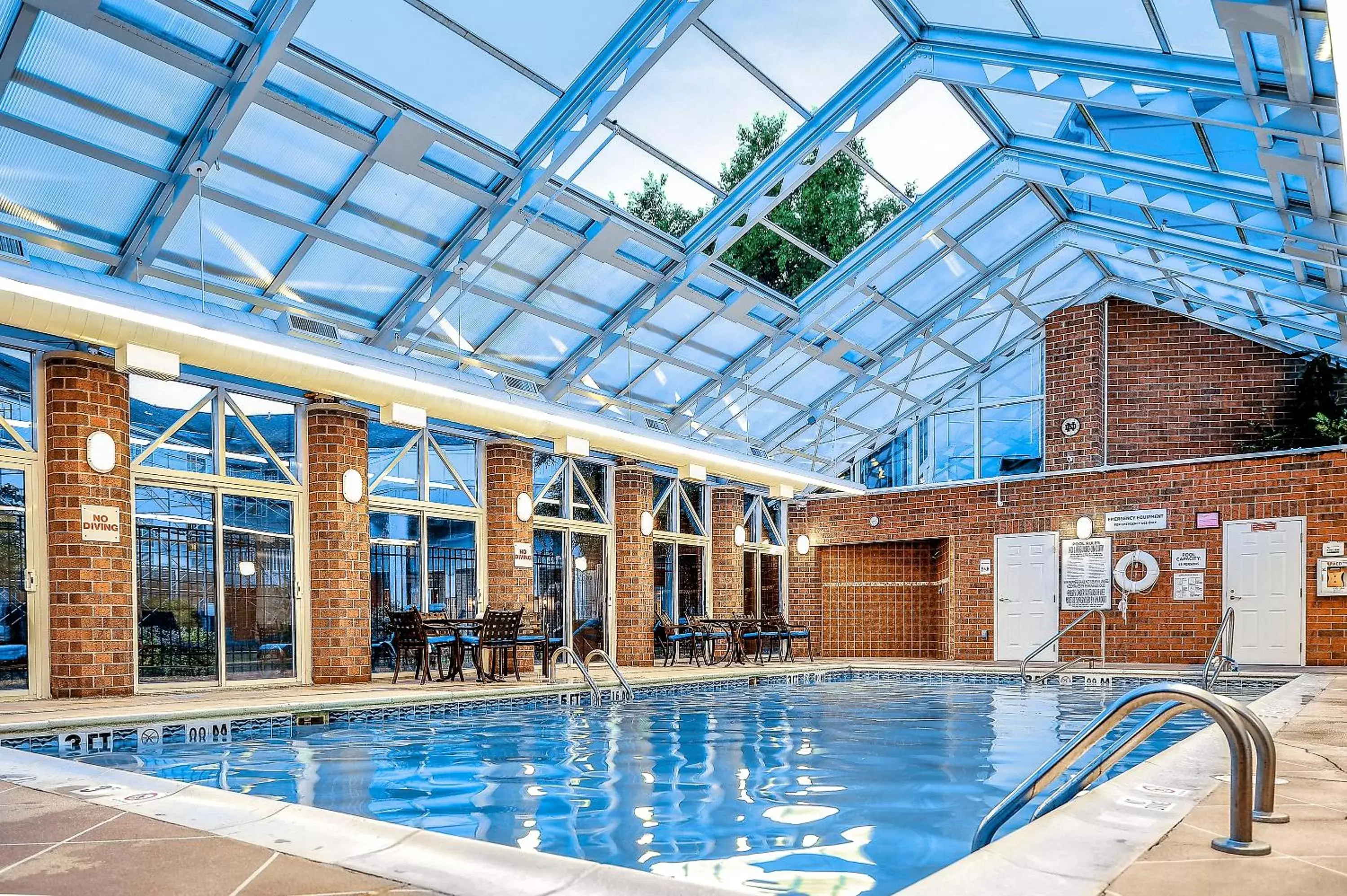 Swimming pool in Varsity Clubs of America South Bend