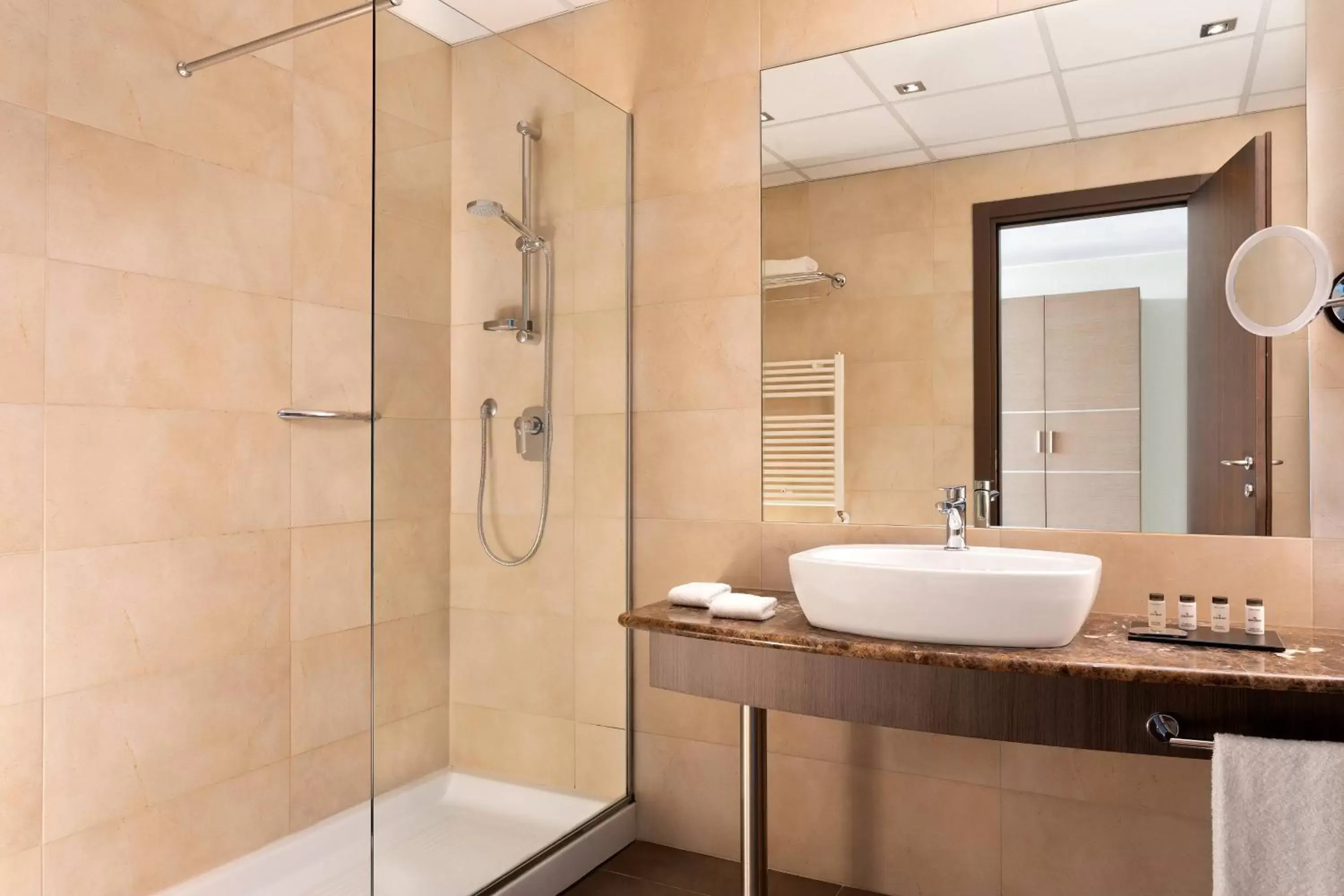 Bathroom in Sheraton Milan Malpensa Airport Hotel & Conference Centre