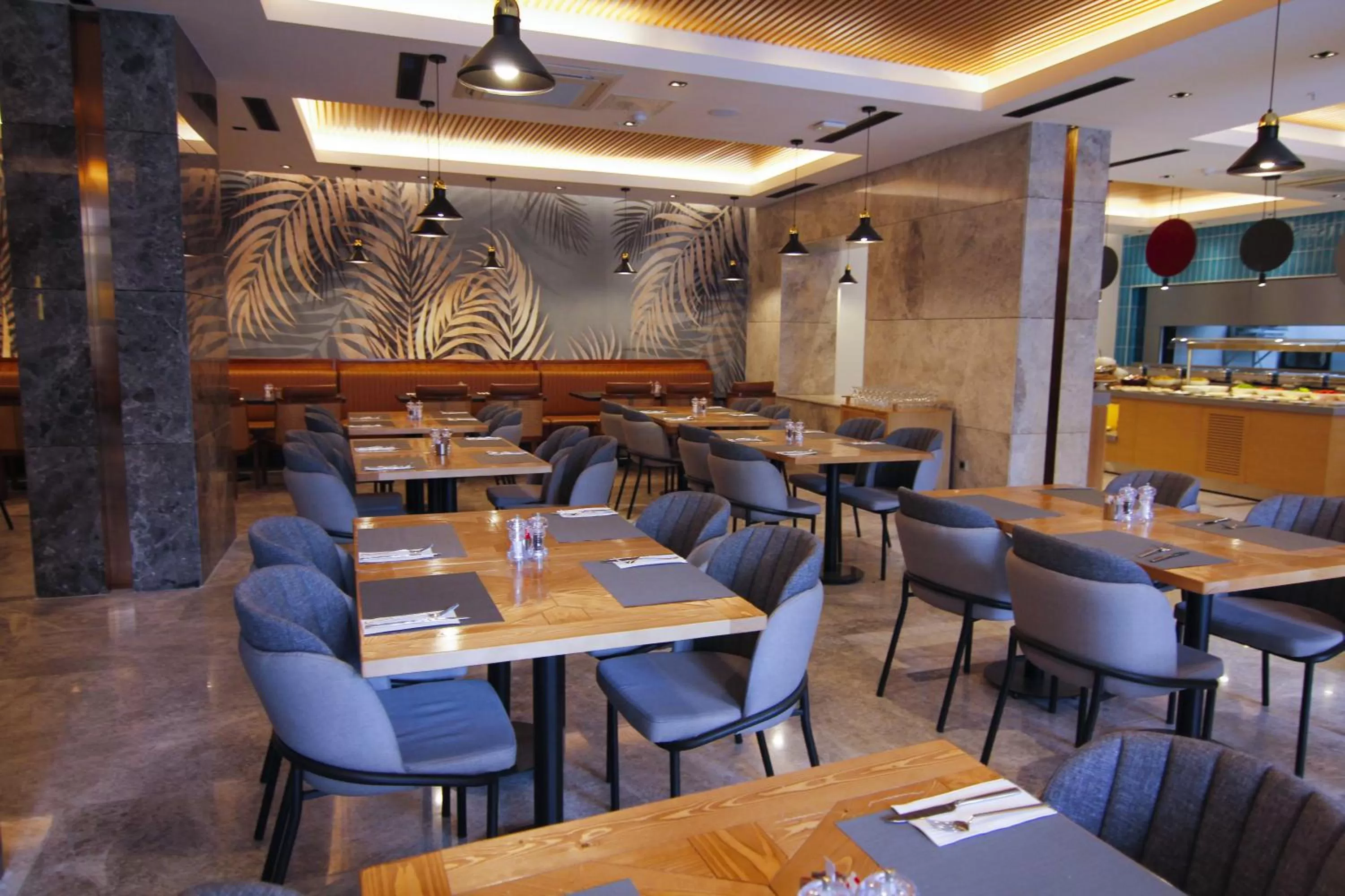 Restaurant/places to eat in Ramada Plaza Sultanahmet