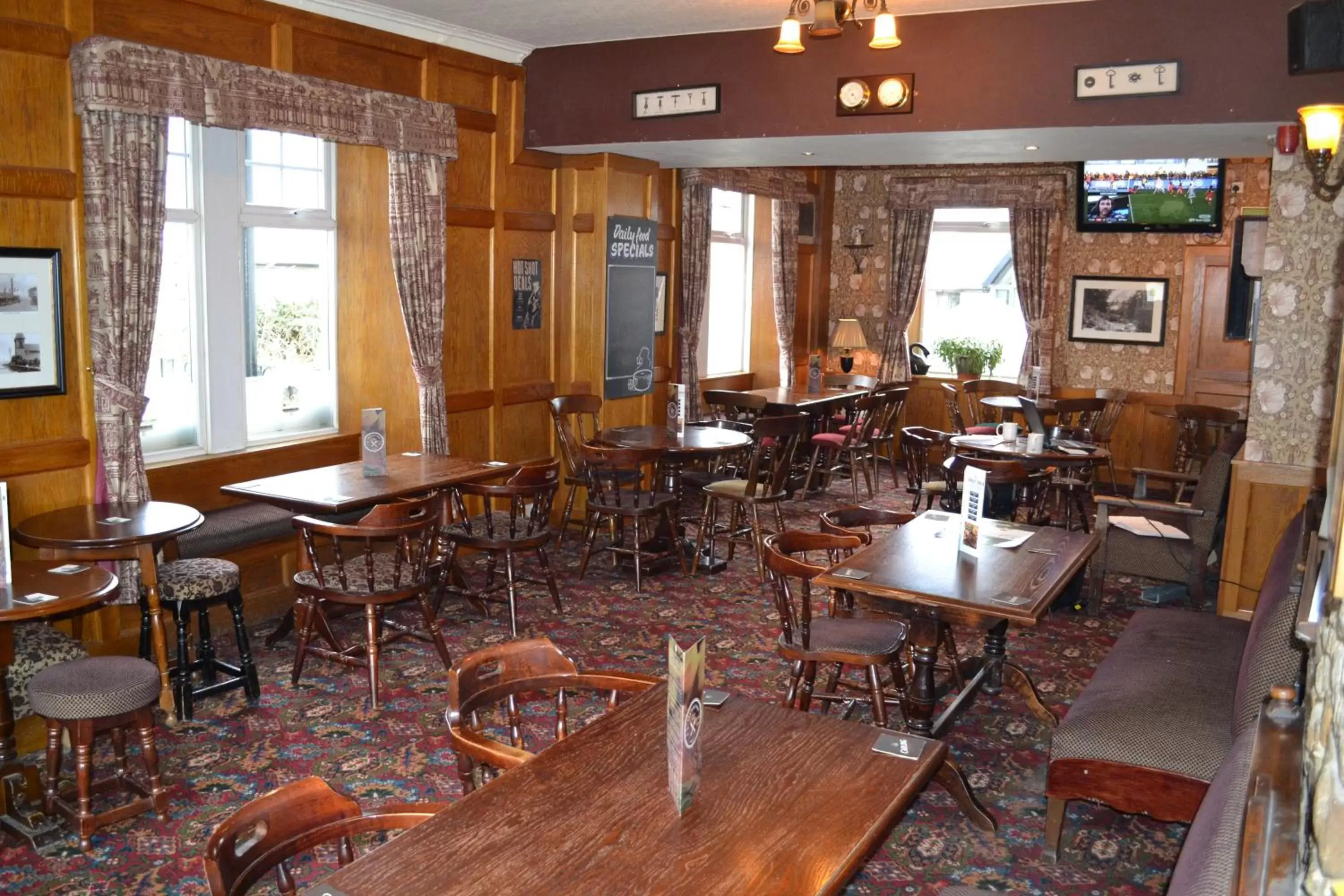 Lounge or bar, Lounge/Bar in Oak Tree Inn