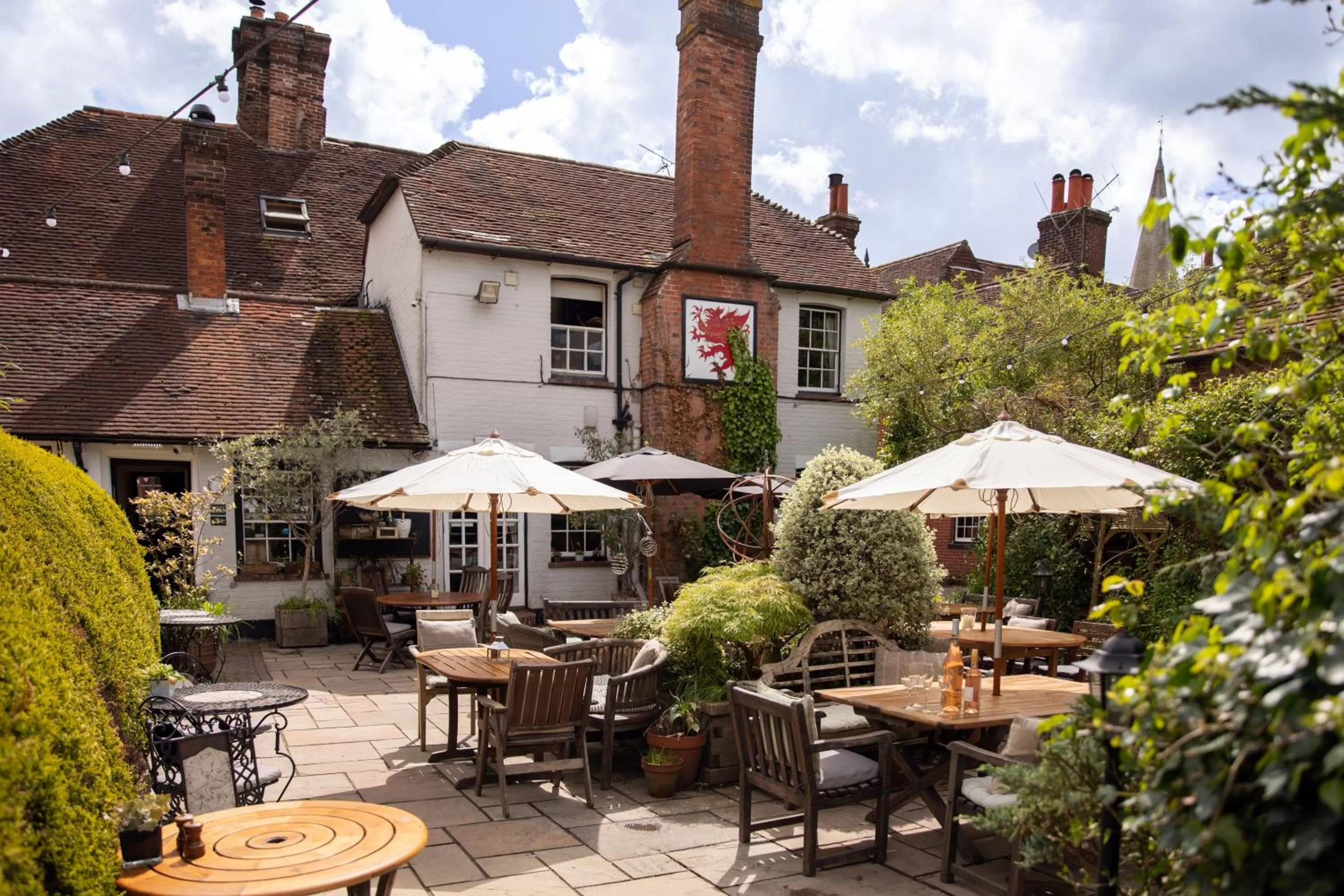 Balcony/Terrace, Restaurant/Places to Eat in The Griffin Inn