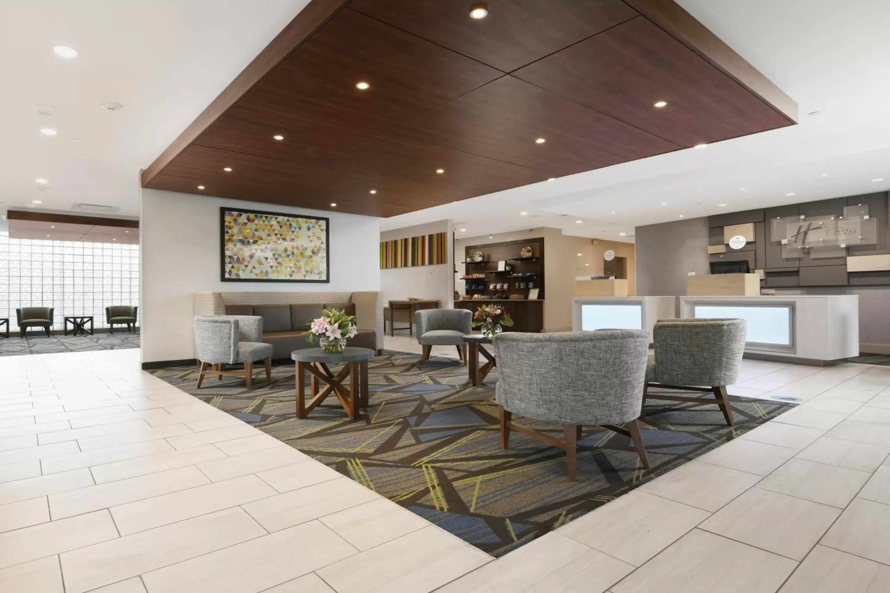 Property building, Lobby/Reception in Holiday Inn Express Hotel & Suites Fort Worth Downtown, an IHG Hotel