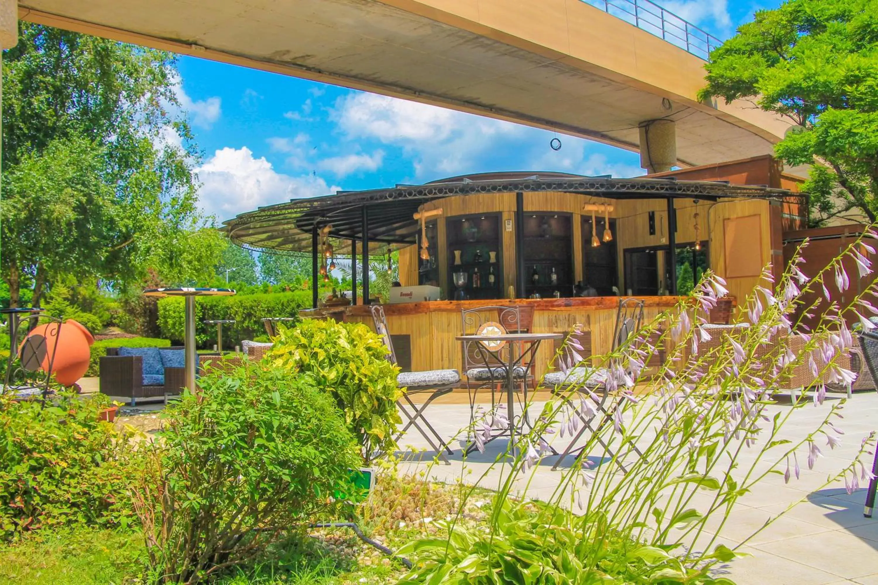 Lounge or bar in Grand Hotel Pomorie - Medical spa Lounge or bar in Grand Hotel Pomorie - Medical spa