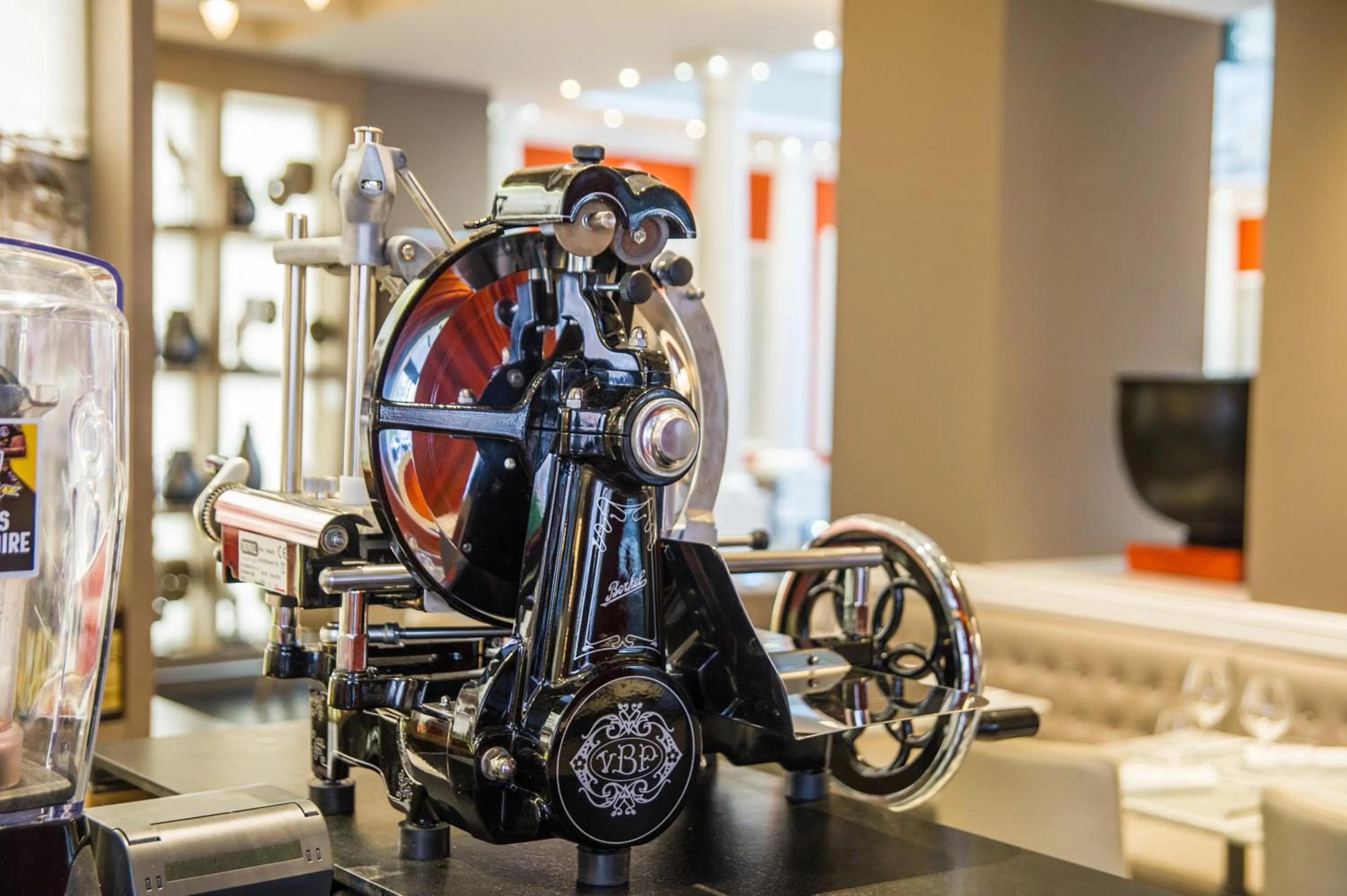 Dining area in Hôtel Alchimy