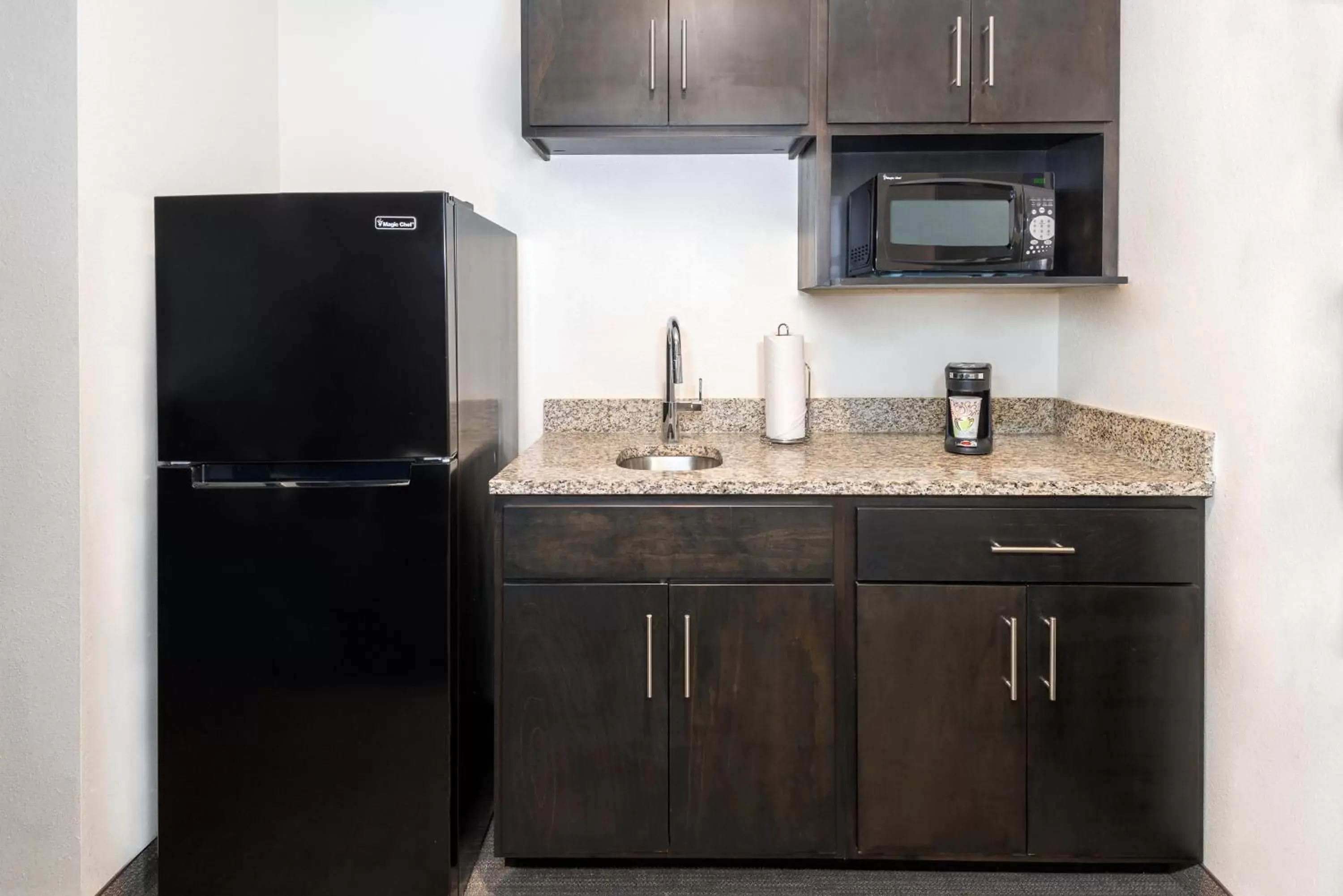 Kitchen or kitchenette, Bathroom in Magnolia Pointe; BW Signature Collection