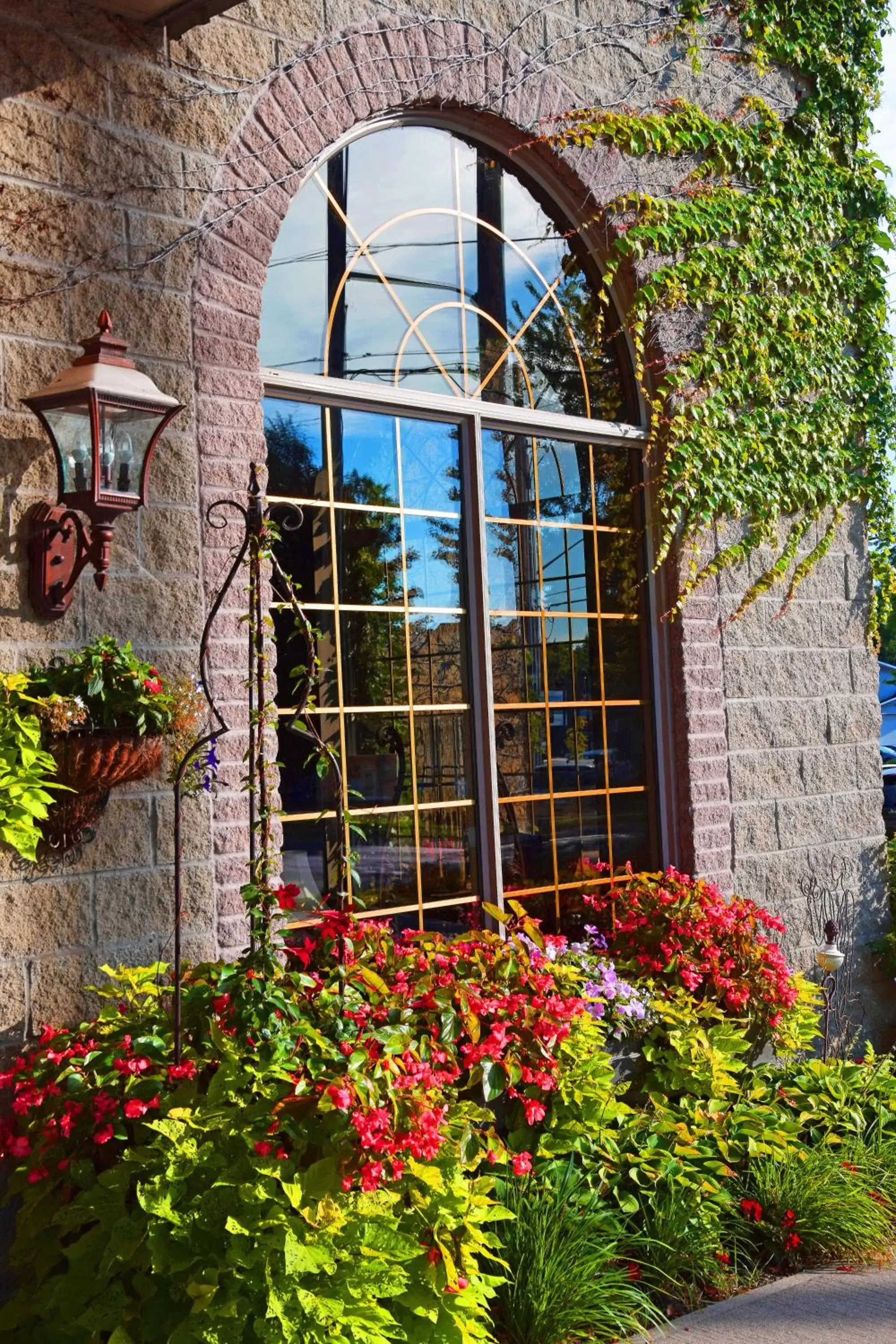 Garden in Stone Gate Inn