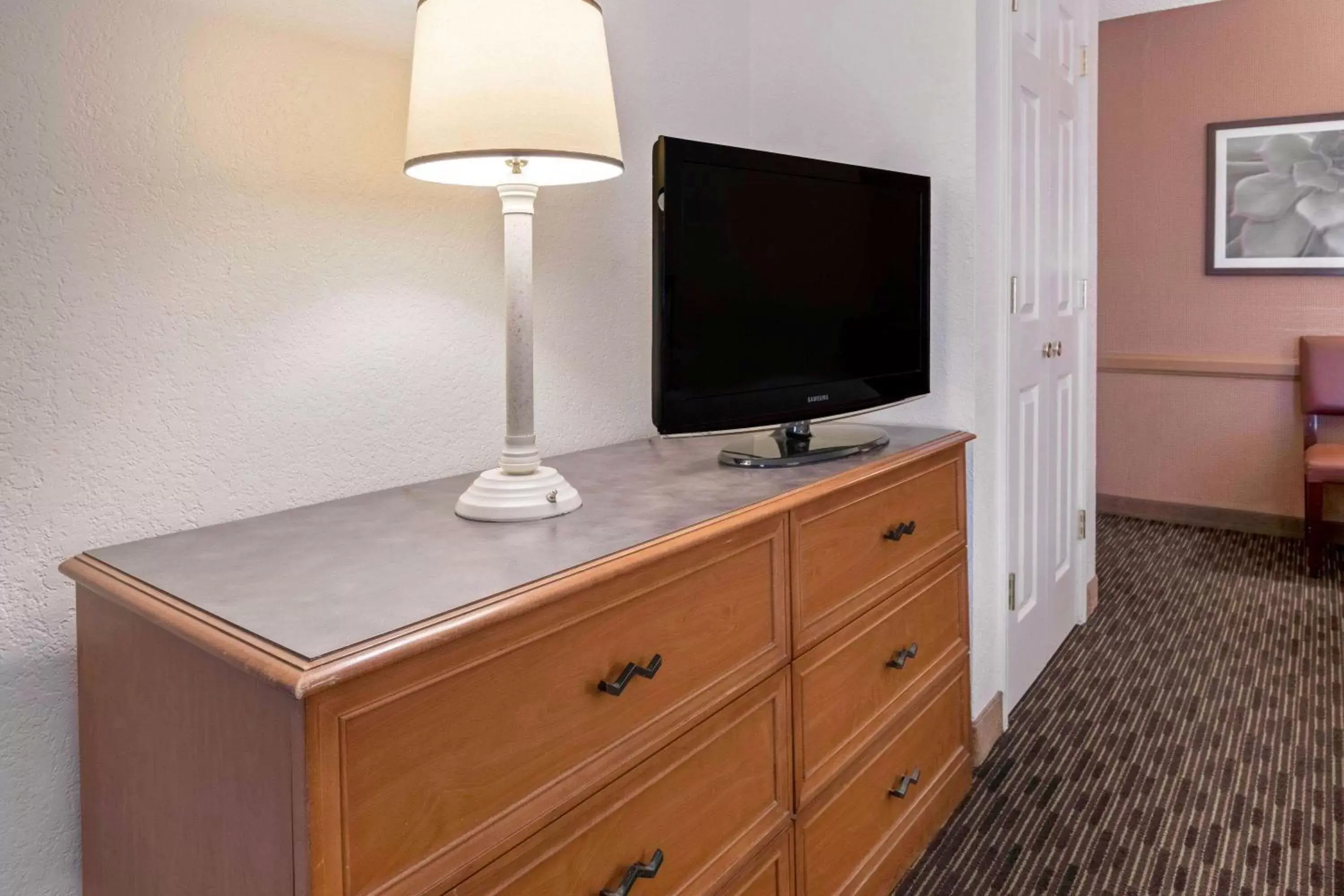 Standard Room with Two Double Beds in La Quinta Inn by Wyndham San Antonio Market Square Standard Room with Two Double Beds in La Quinta Inn by Wyndham San Antonio Market Square